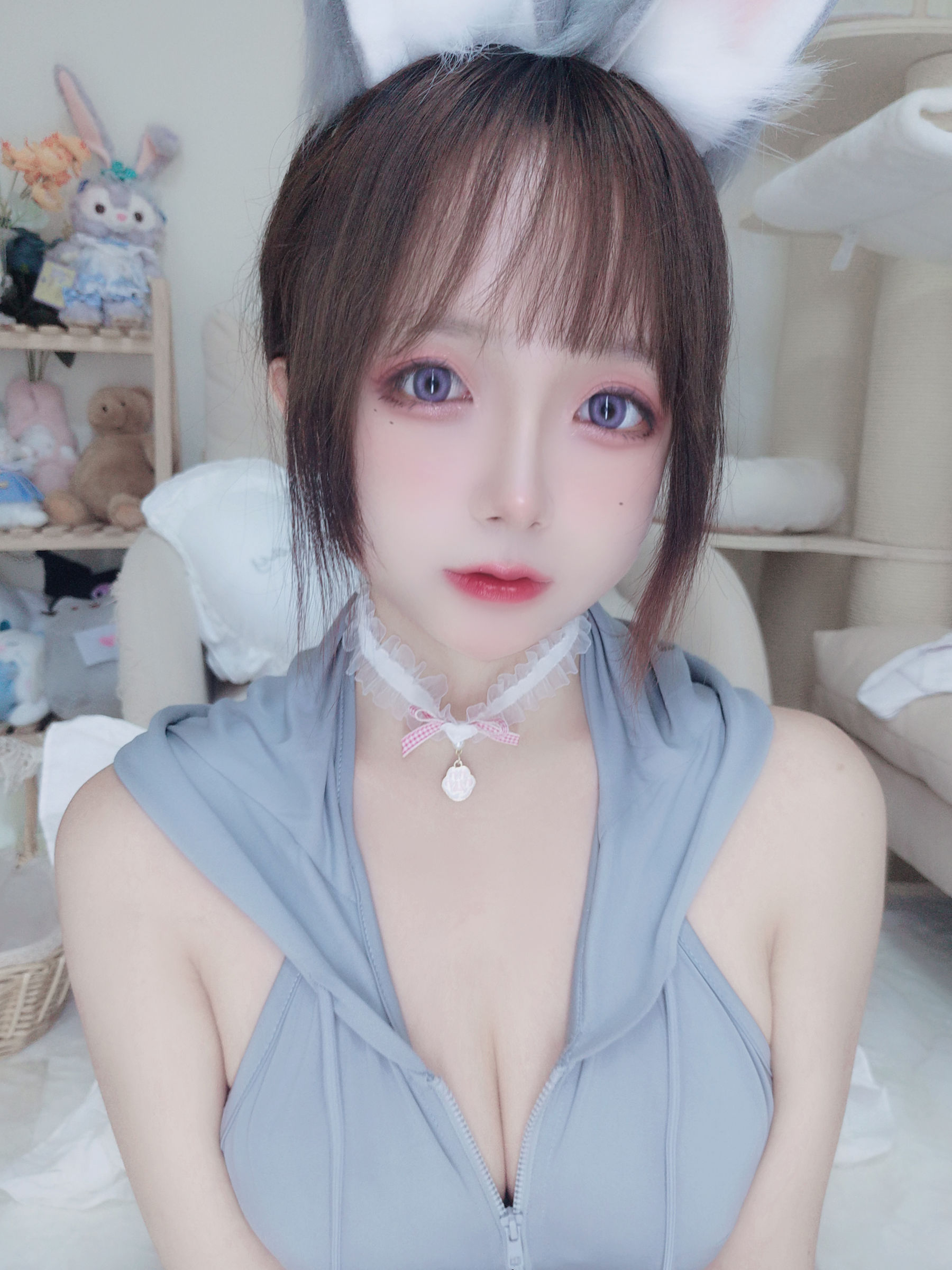 Cosplay日奈娇 – 兔兔卫衣 [65P]