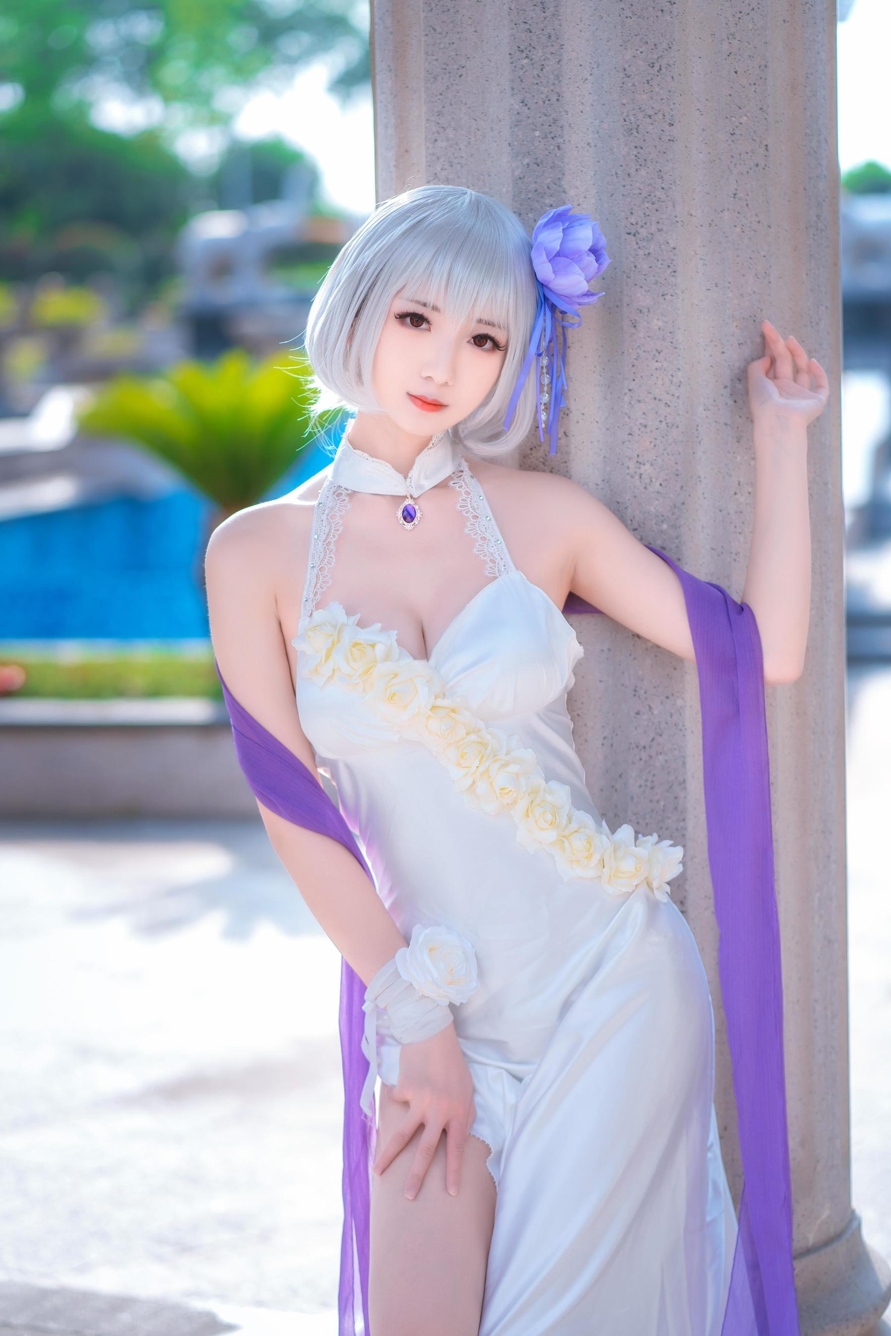 [Cosplay写真] 小姐姐弥音音ww – 天狼星 纯白蔷薇 [8P]