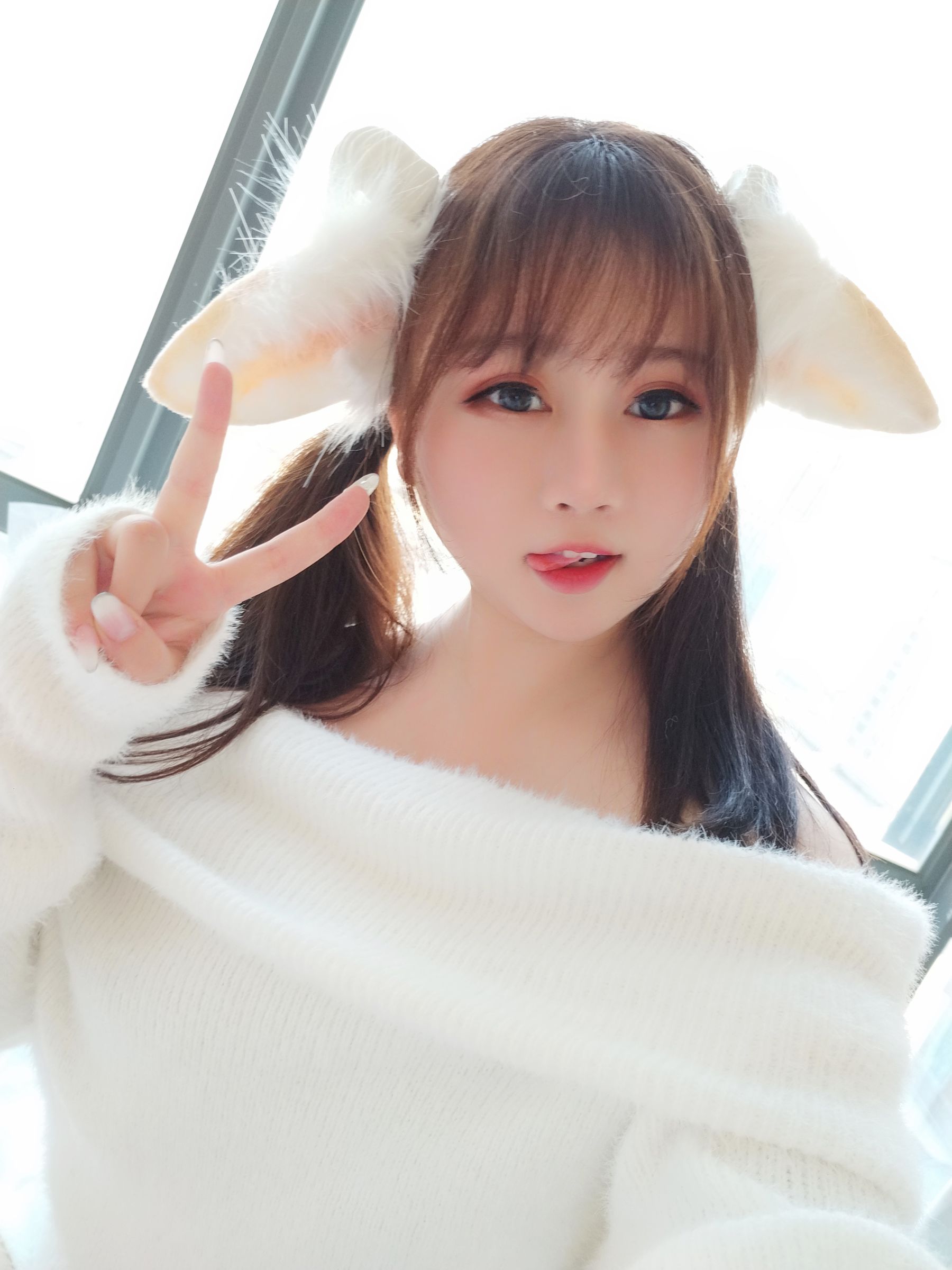 蜜桃少女是依酱呀 羊咩咩 [32P]