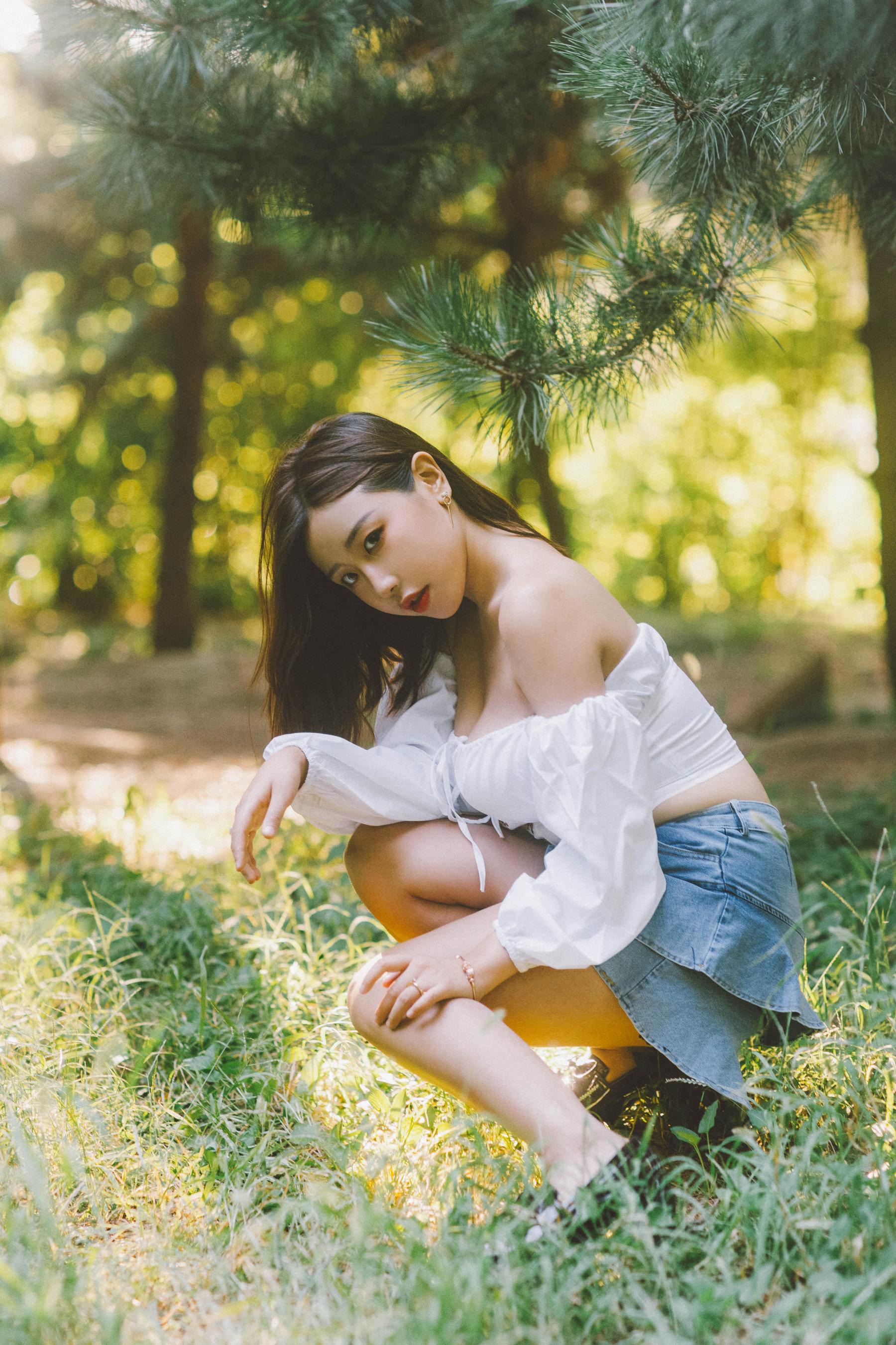 动漫博主穆零Mu0 – 森林 [12P]