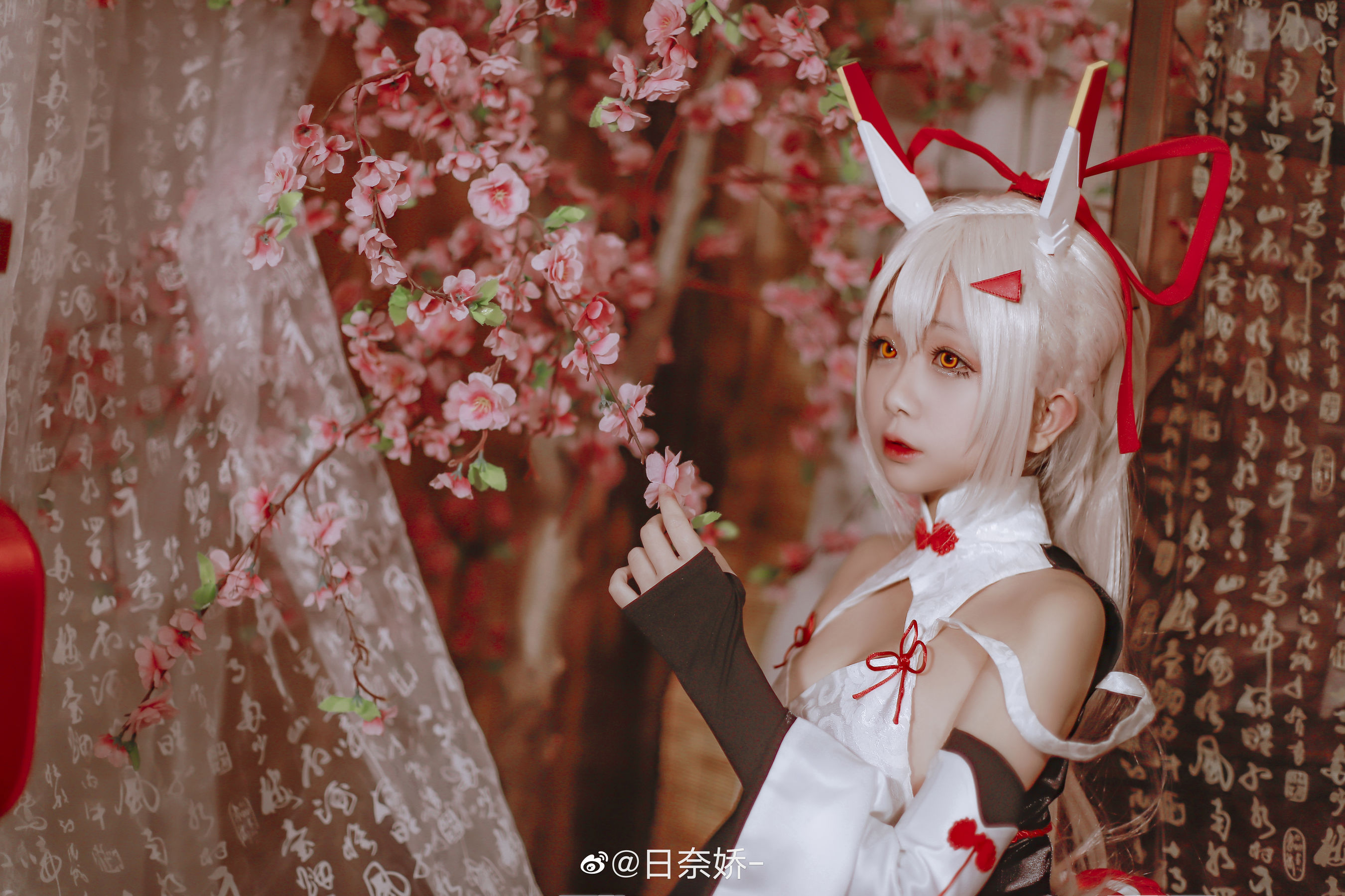 日奈娇 – 绫波 新春旗袍 [10P]