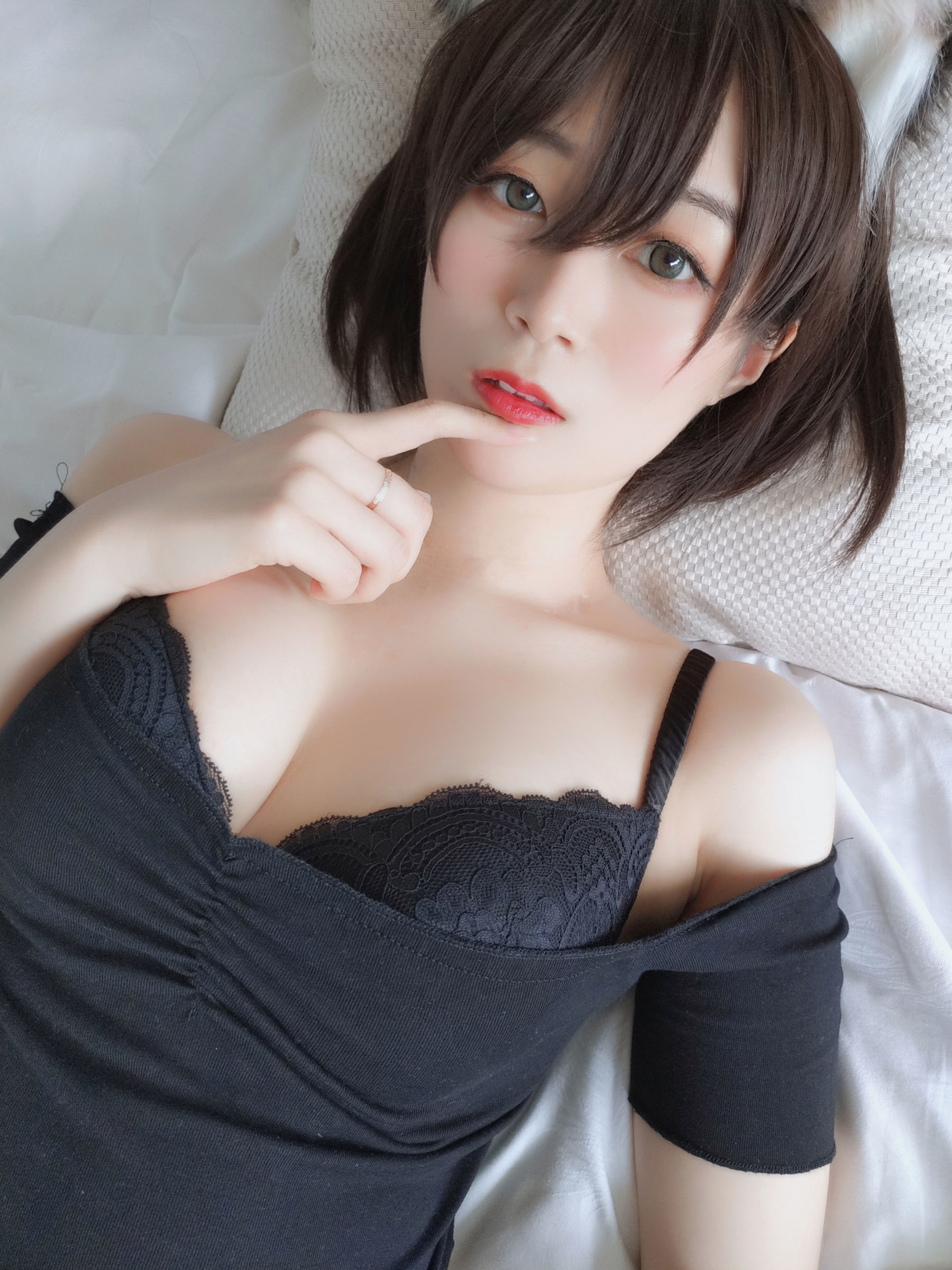 [萝莉COS] 白银 – 布偶猫 [46P]