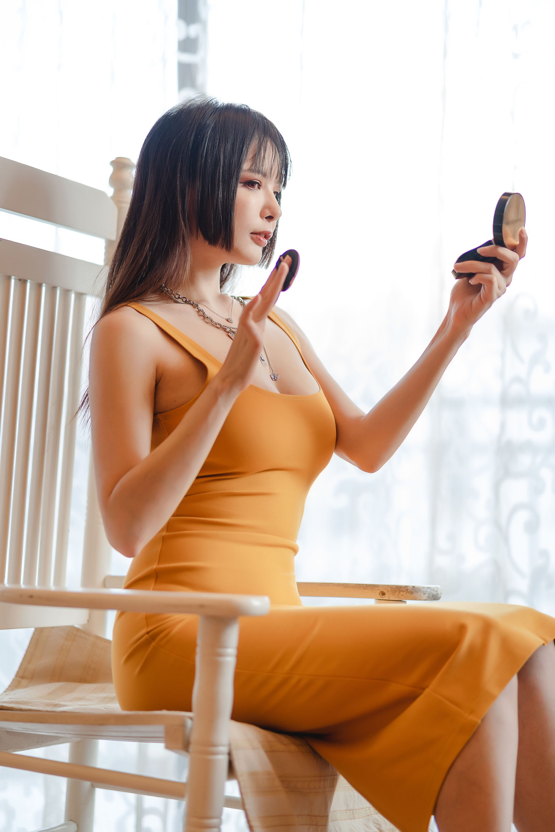 秋和柯基(夏小秋秋秋) – 黄色连衣裙 [44P]