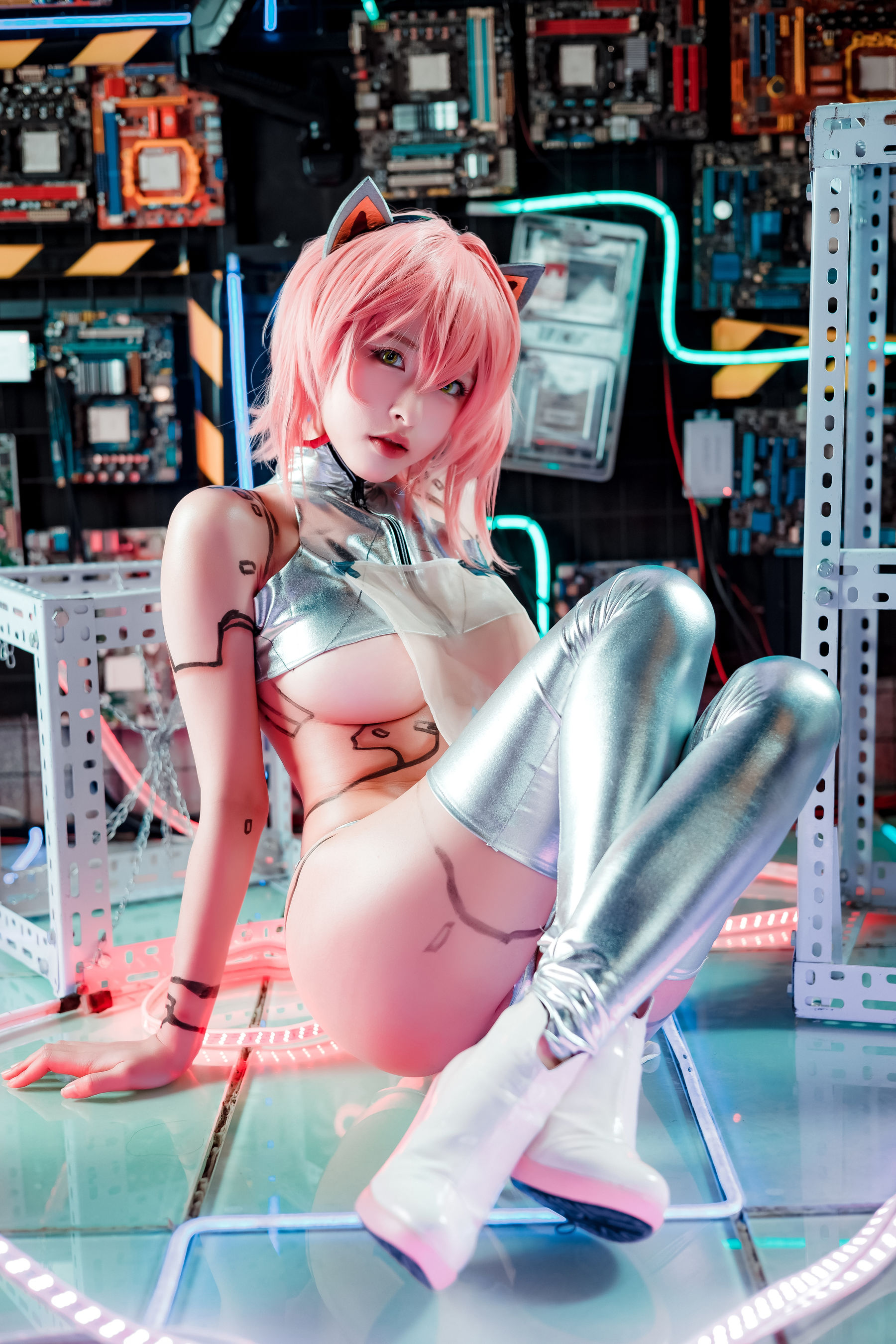 尤物清水由乃 – 泰丝机娘 [32P]