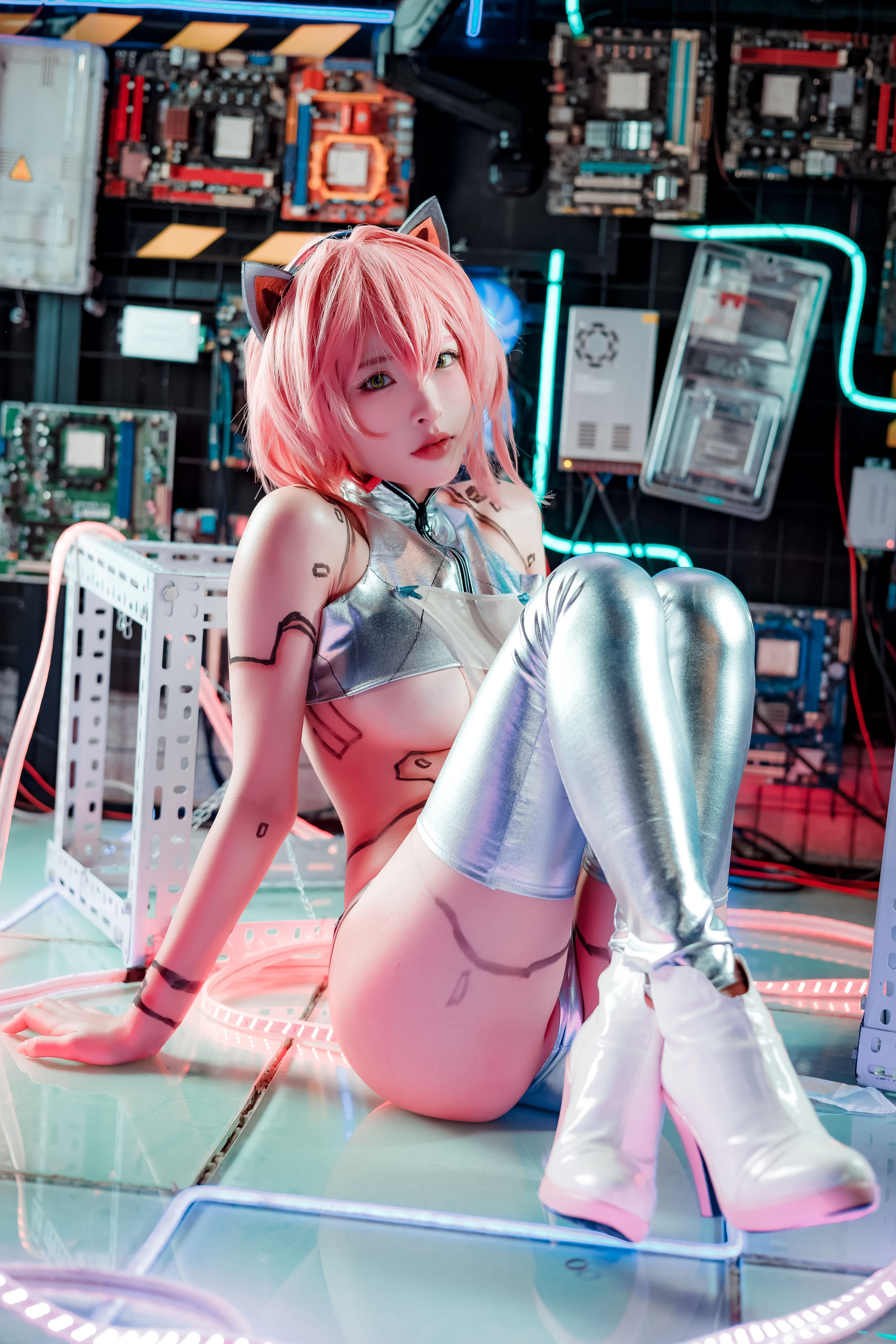 尤物清水由乃 – 泰丝机娘 [32P]