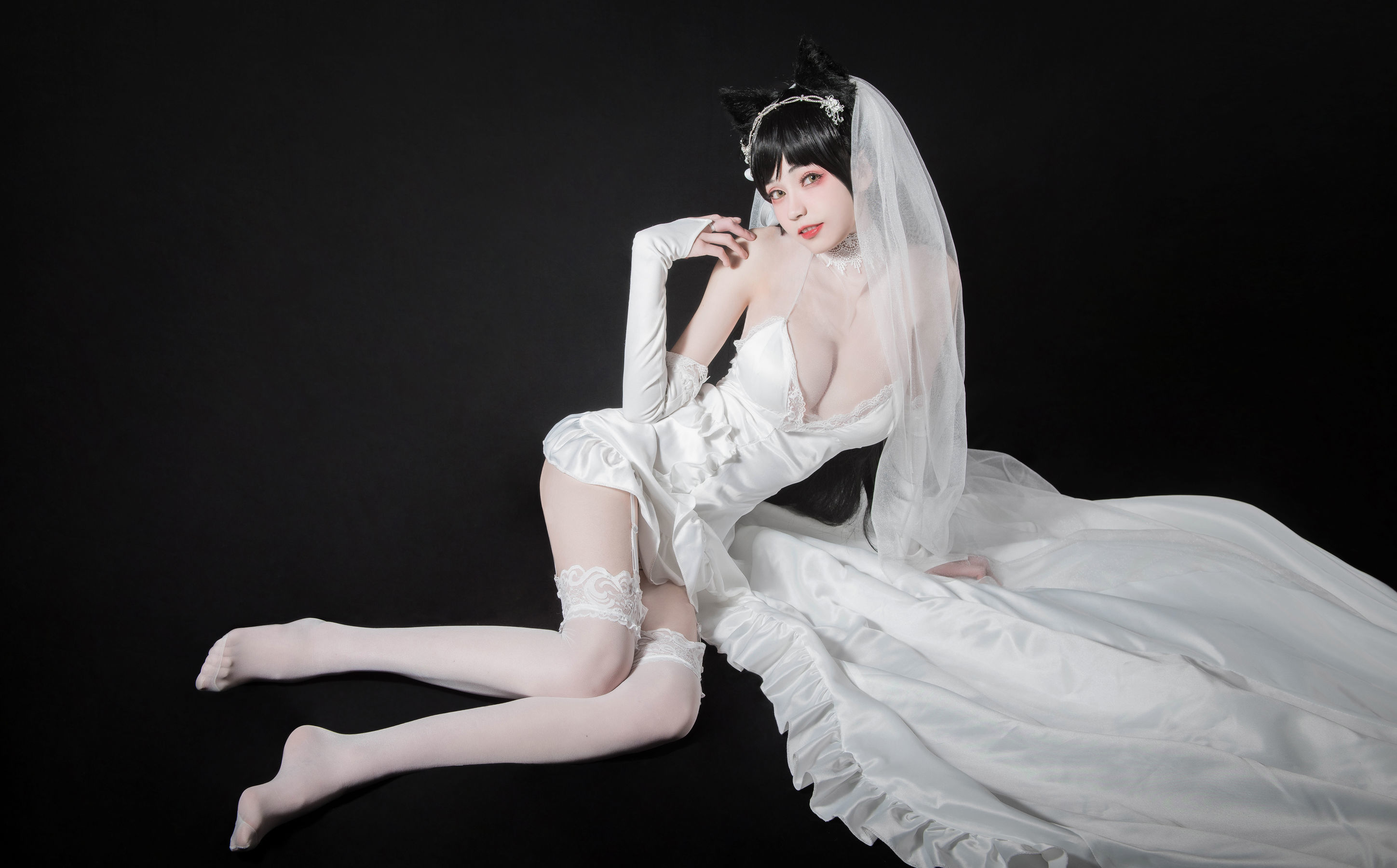 [萝莉COS] 小妖精你的负卿 – 爱宕花嫁 [9P]