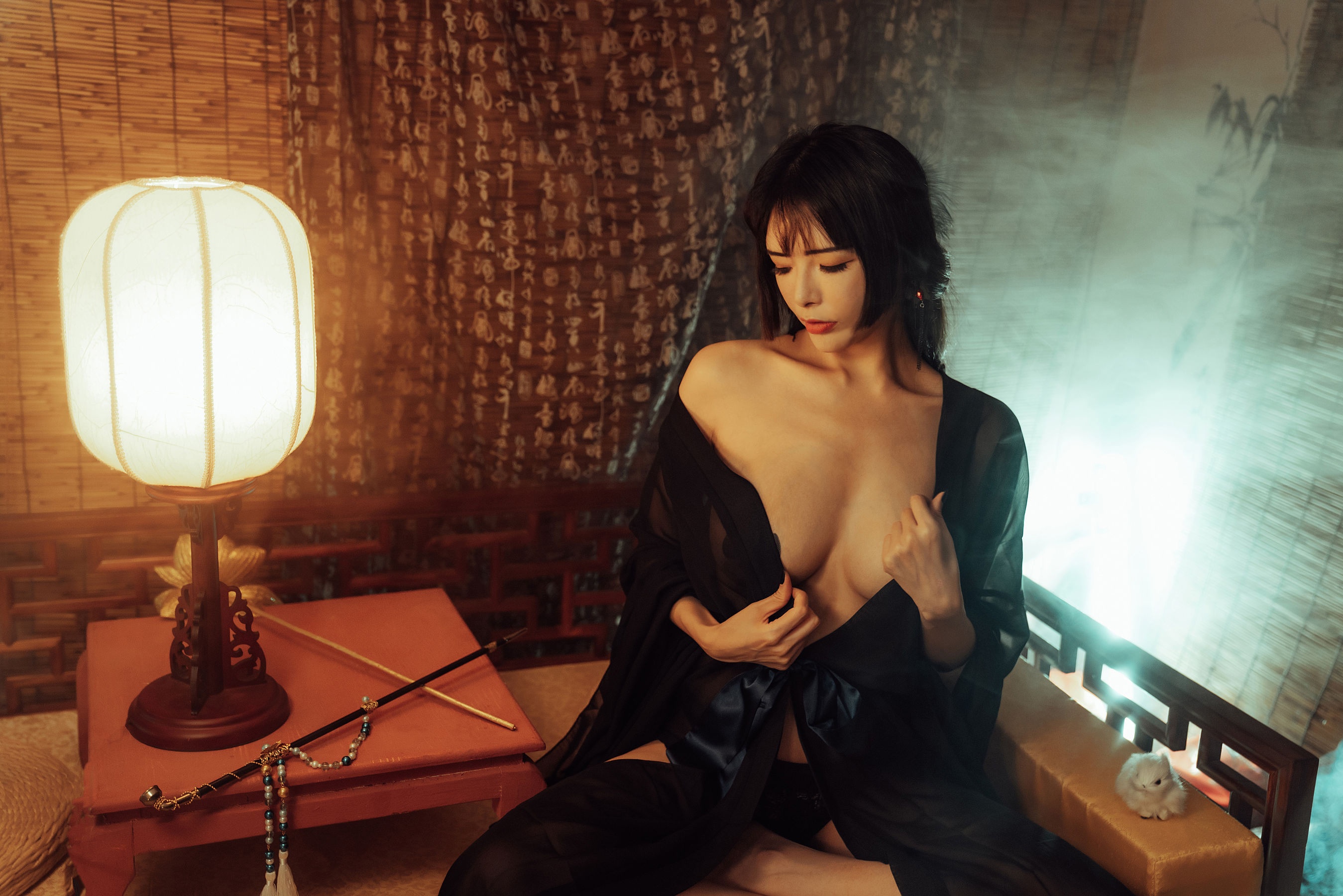 秋和柯基(夏小秋秋秋) – 穿黑纱的小妖精 [38P]