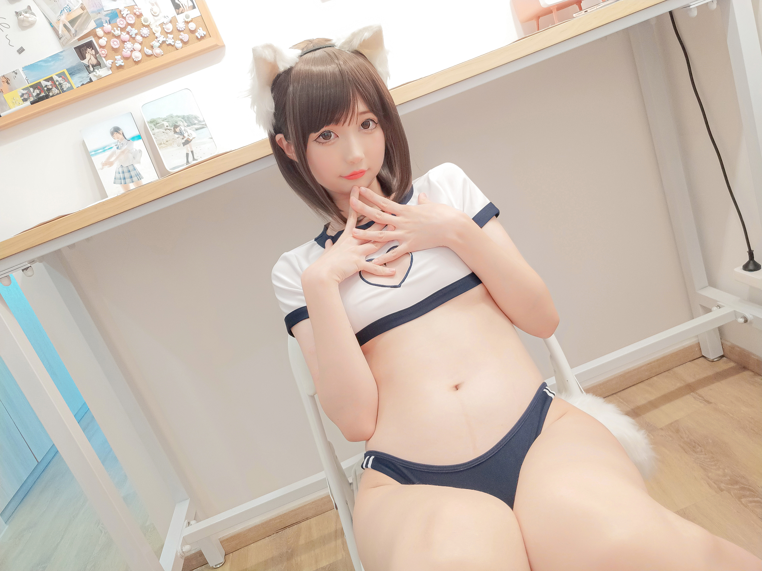 NAGISA魔物喵 – 猫の運動服 [19P]
