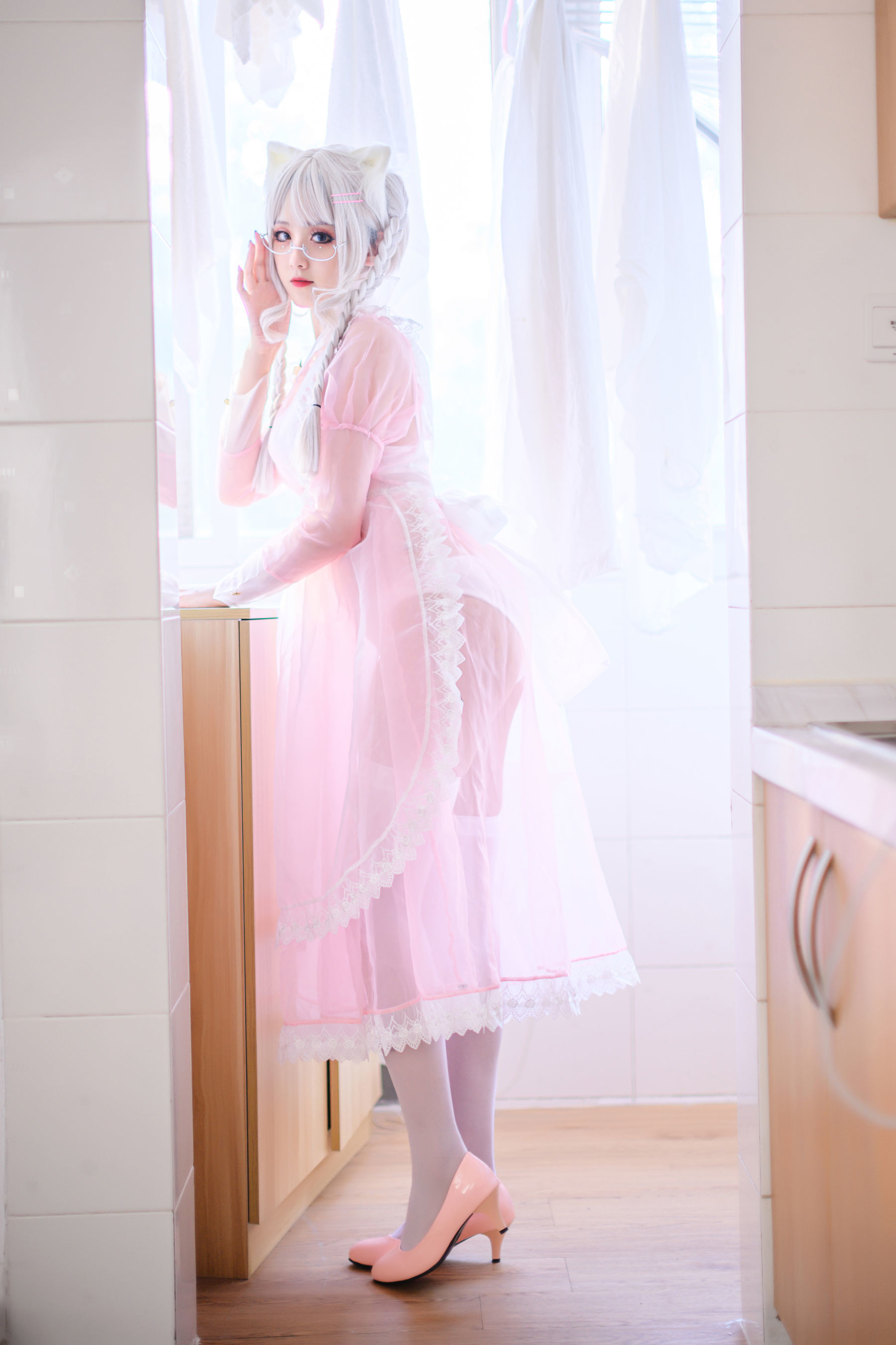 Coser小姐姐Akisoso秋楚楚 粉色透明女仆 [21P] 插图1