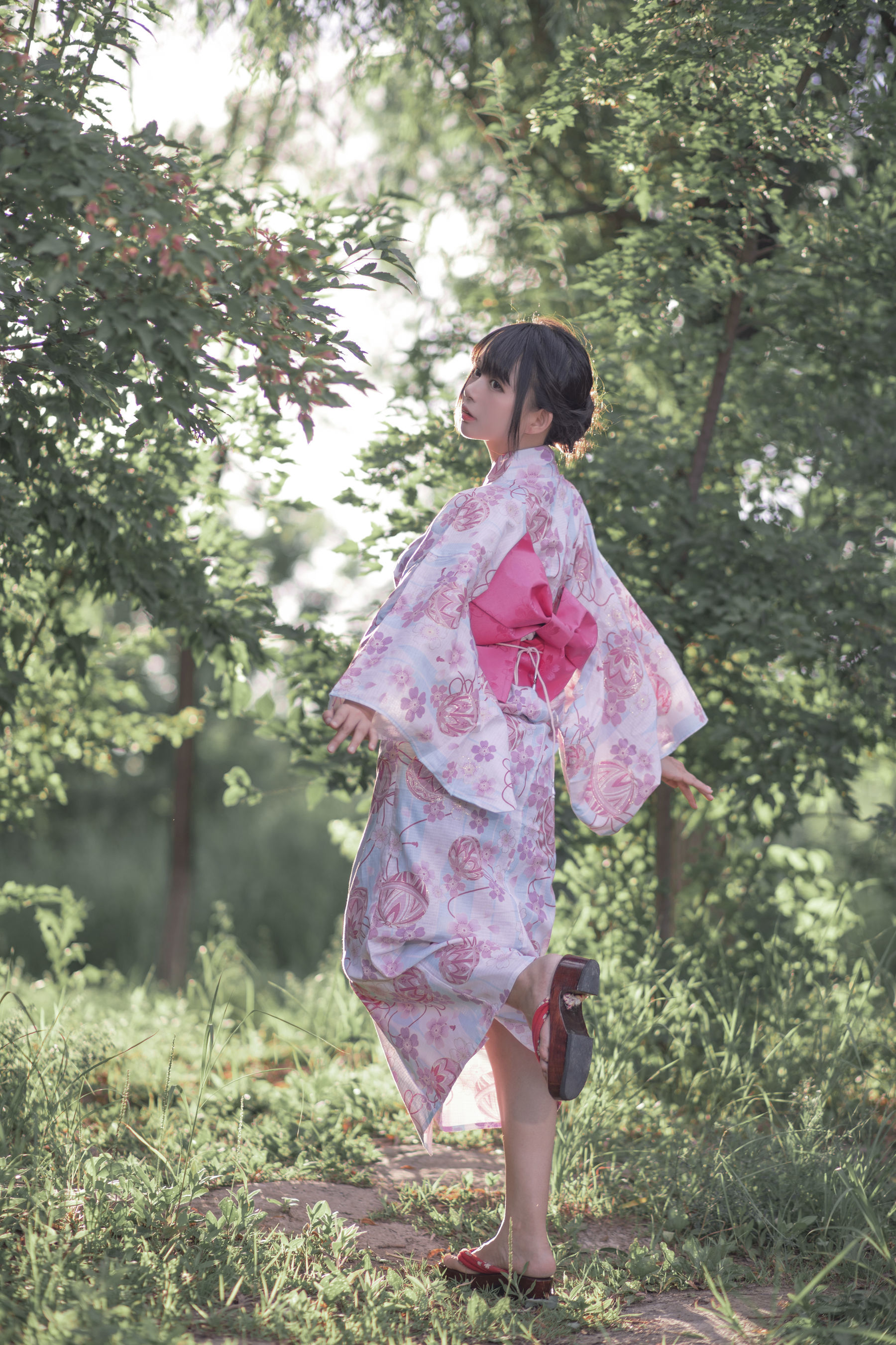 大眼萌妹黑猫猫OvO 和服超进化 [14P]