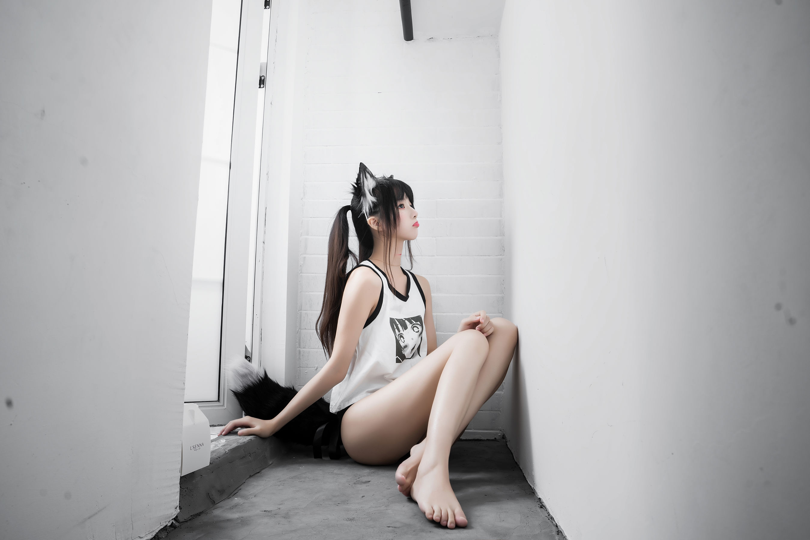 桜桃喵 – 狼崽崽 [60P]