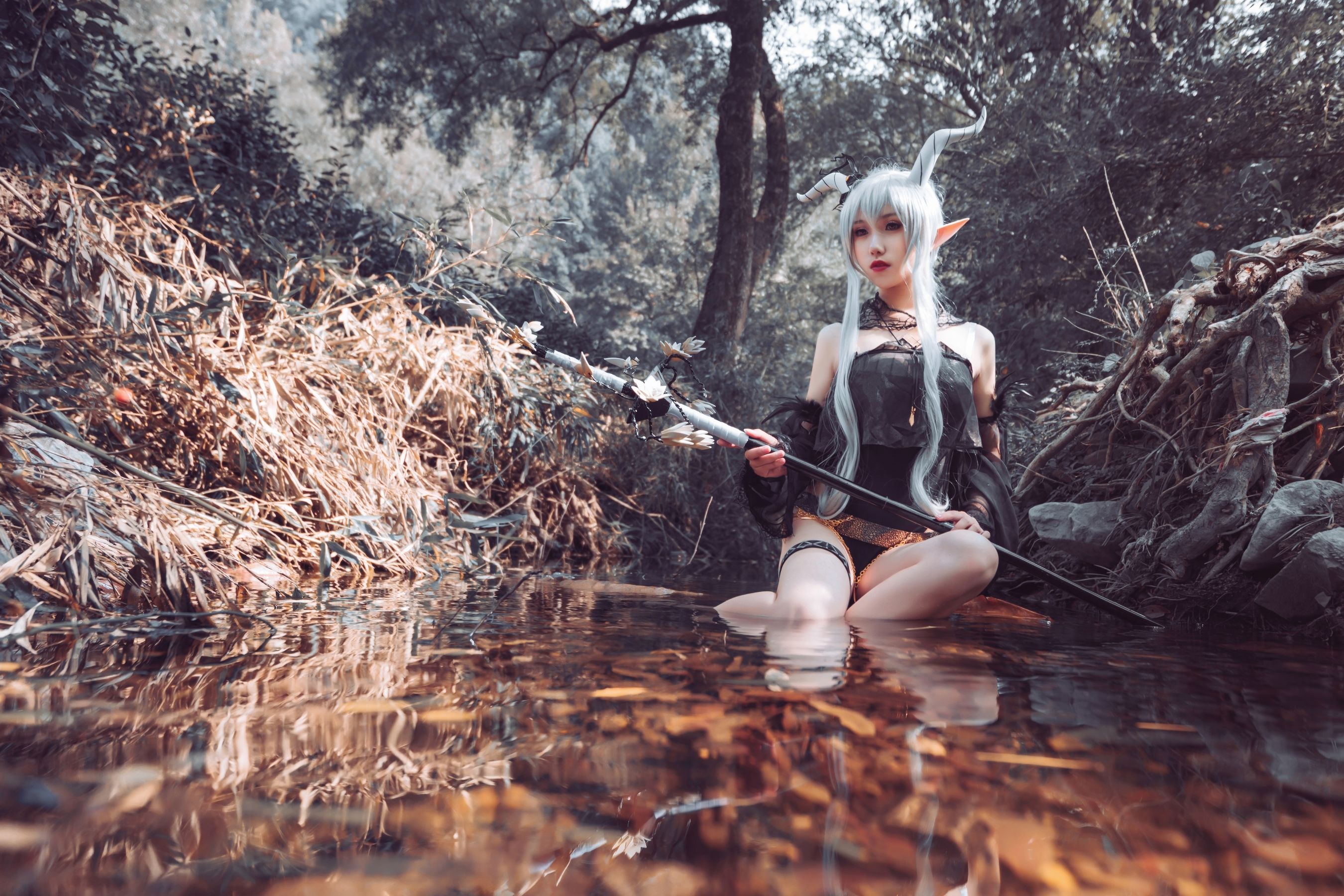 芋圆侑子SJ_ – 闪灵泳装 [9P]