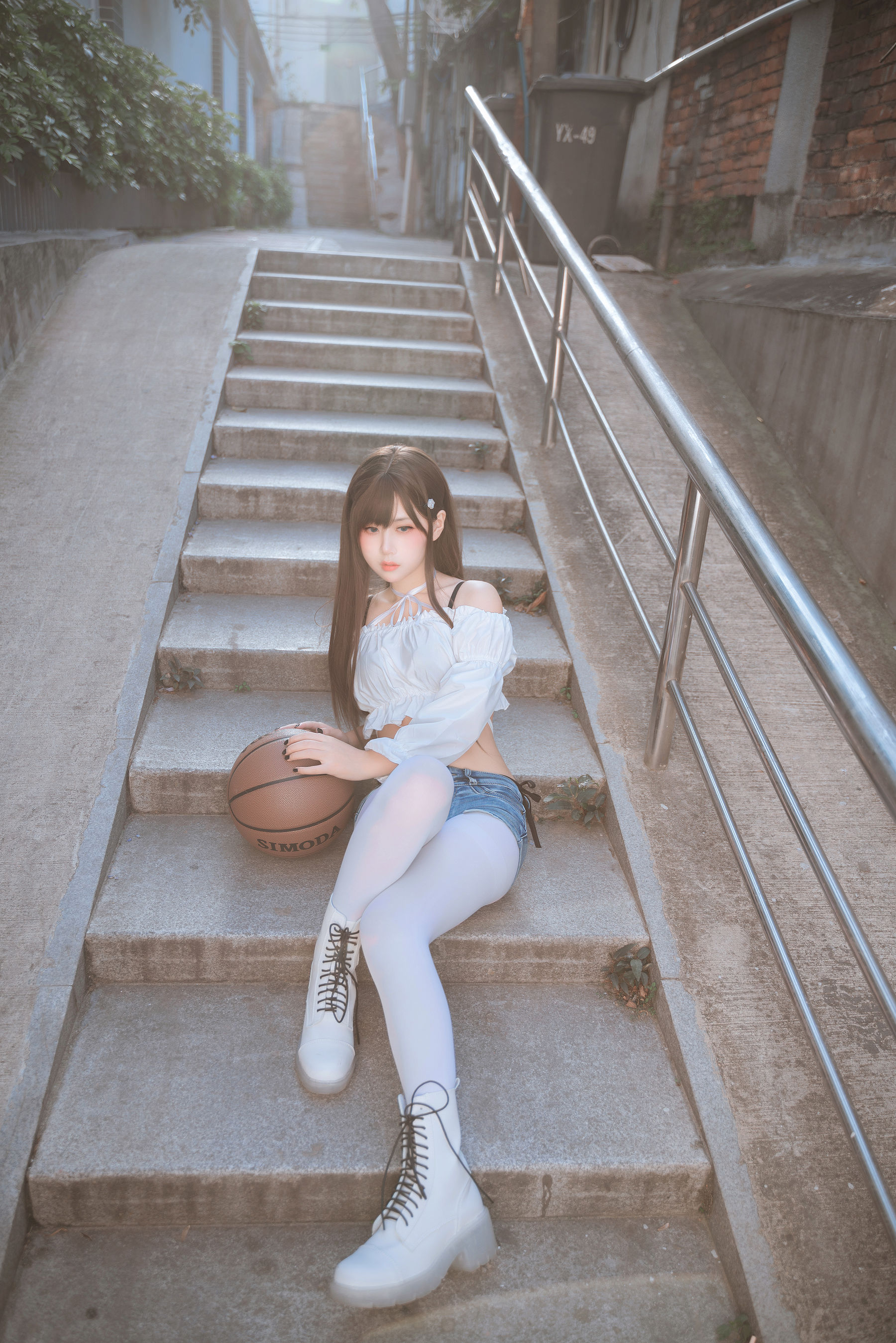 阳光美少女萌芽儿o0 – 邻家小恶魔 [46P]