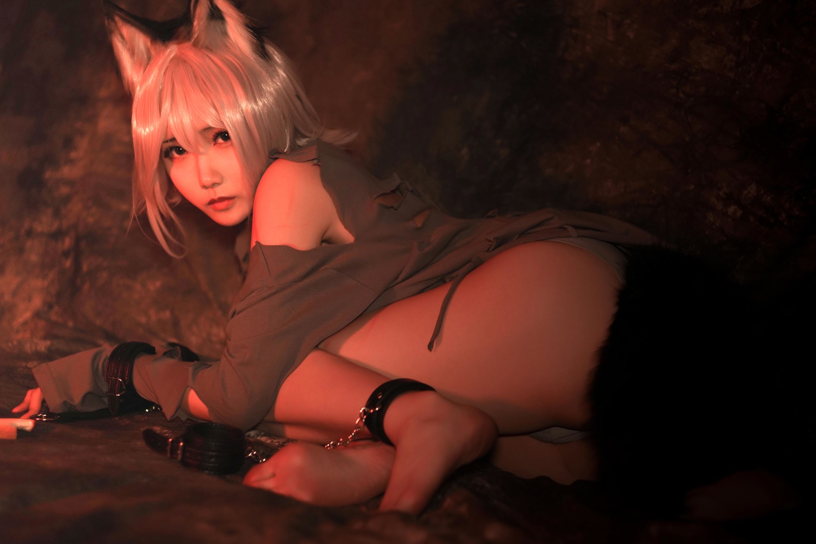 动漫博主曉美媽 – 奴隶狼少女 [42P]