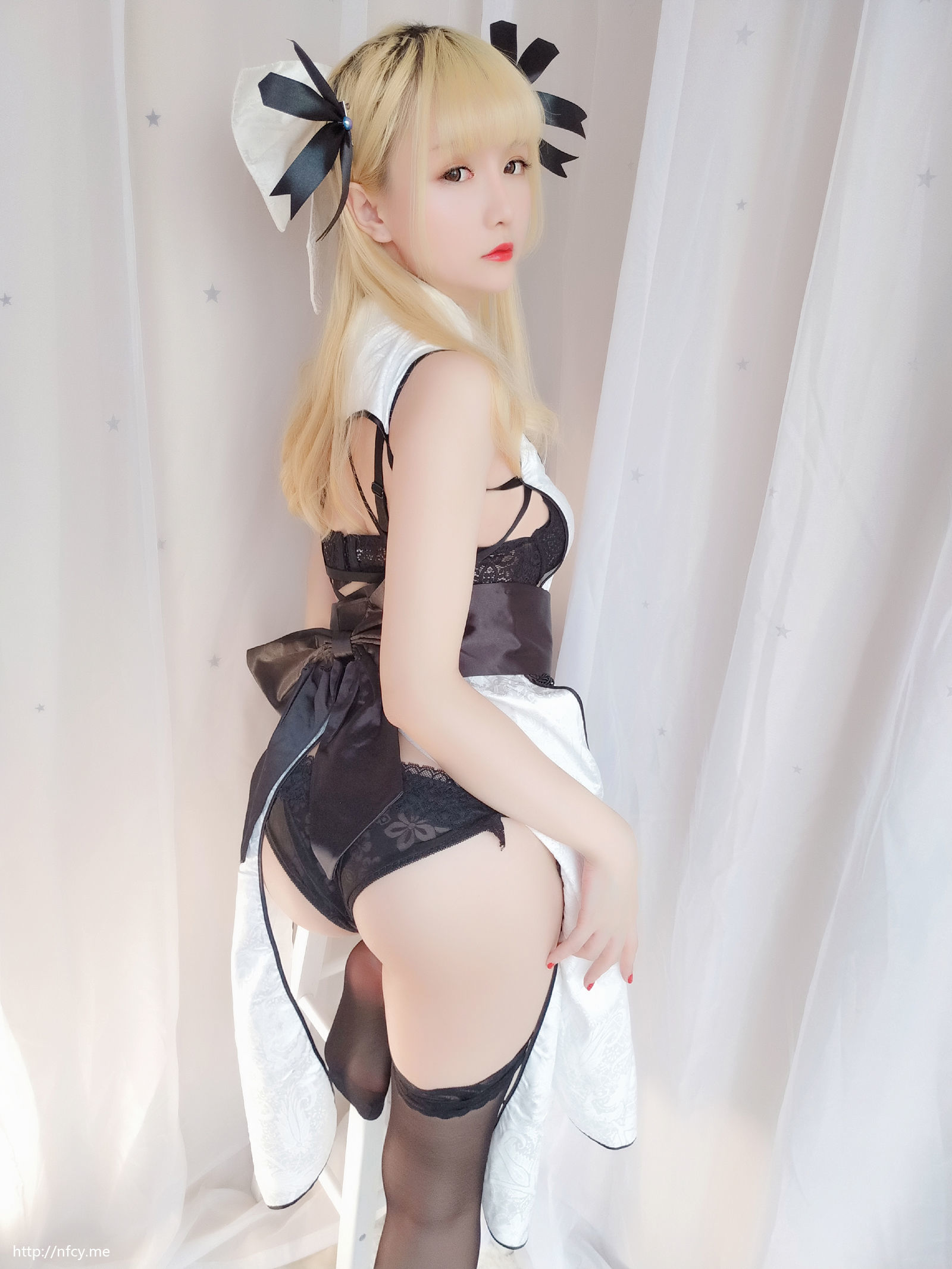 [萝莉COS] 星之迟迟 VOL.10 优雅旗袍包 [62P]