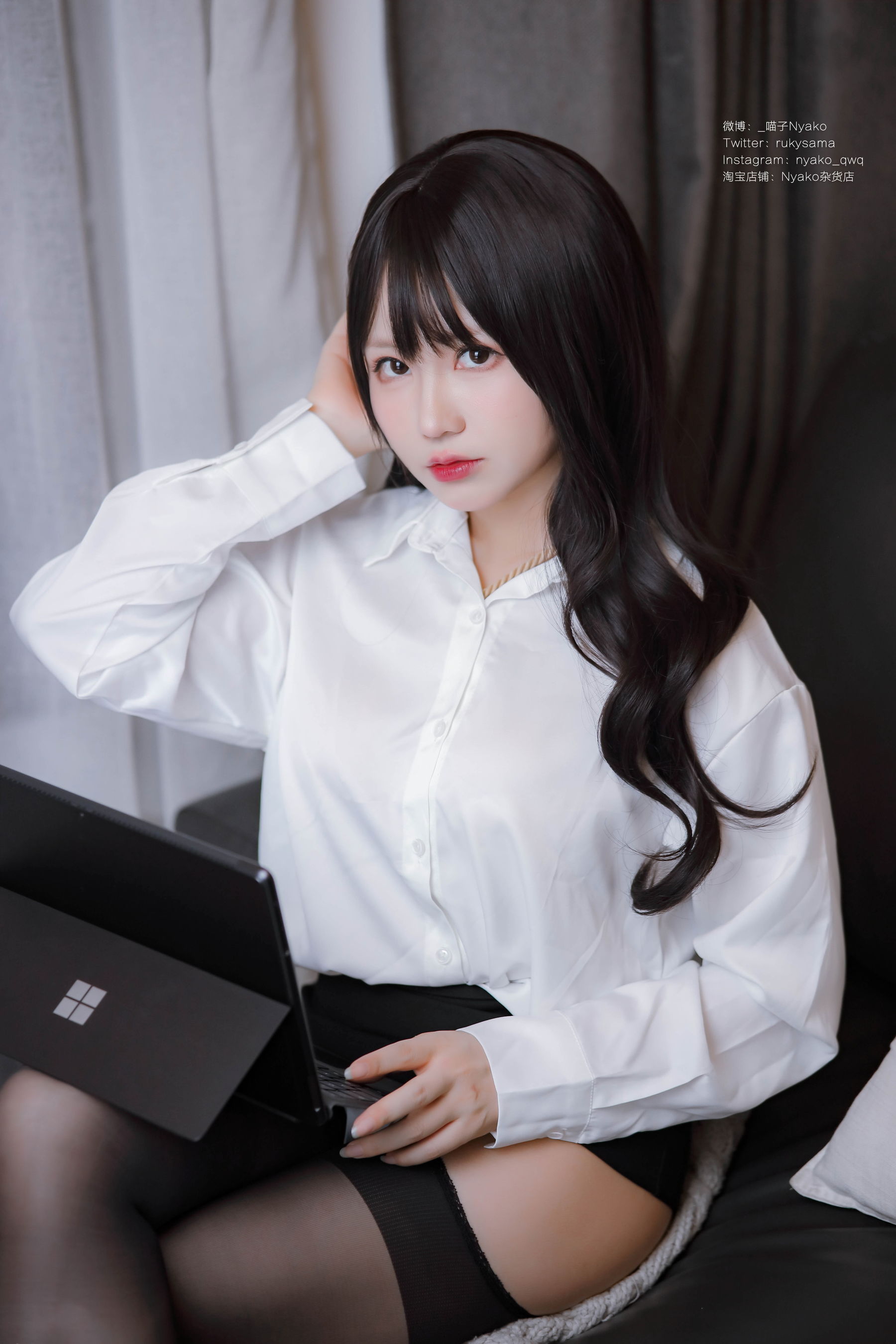 萌妹子Nyako喵子 – 隣のやばいお姉さん OL [78P]