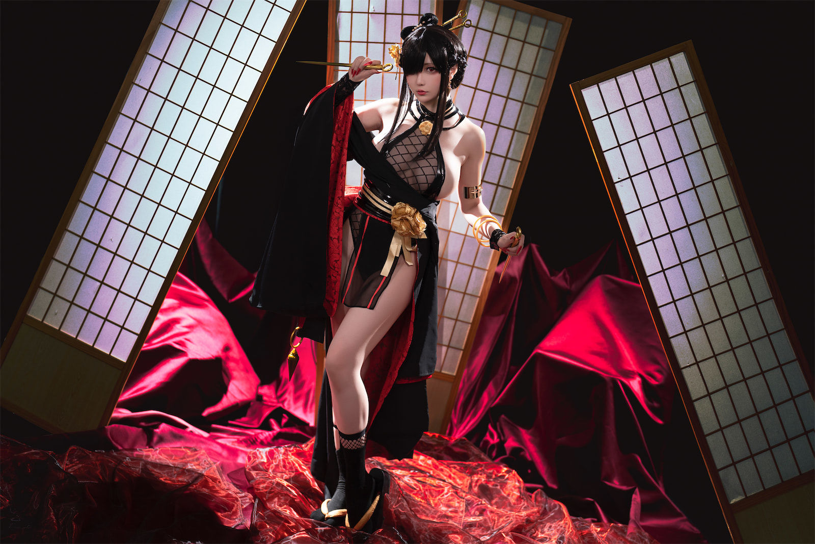 Coser小姐姐星之迟迟 – 圣诞节 约尔 同人和风战斗服 [78P]