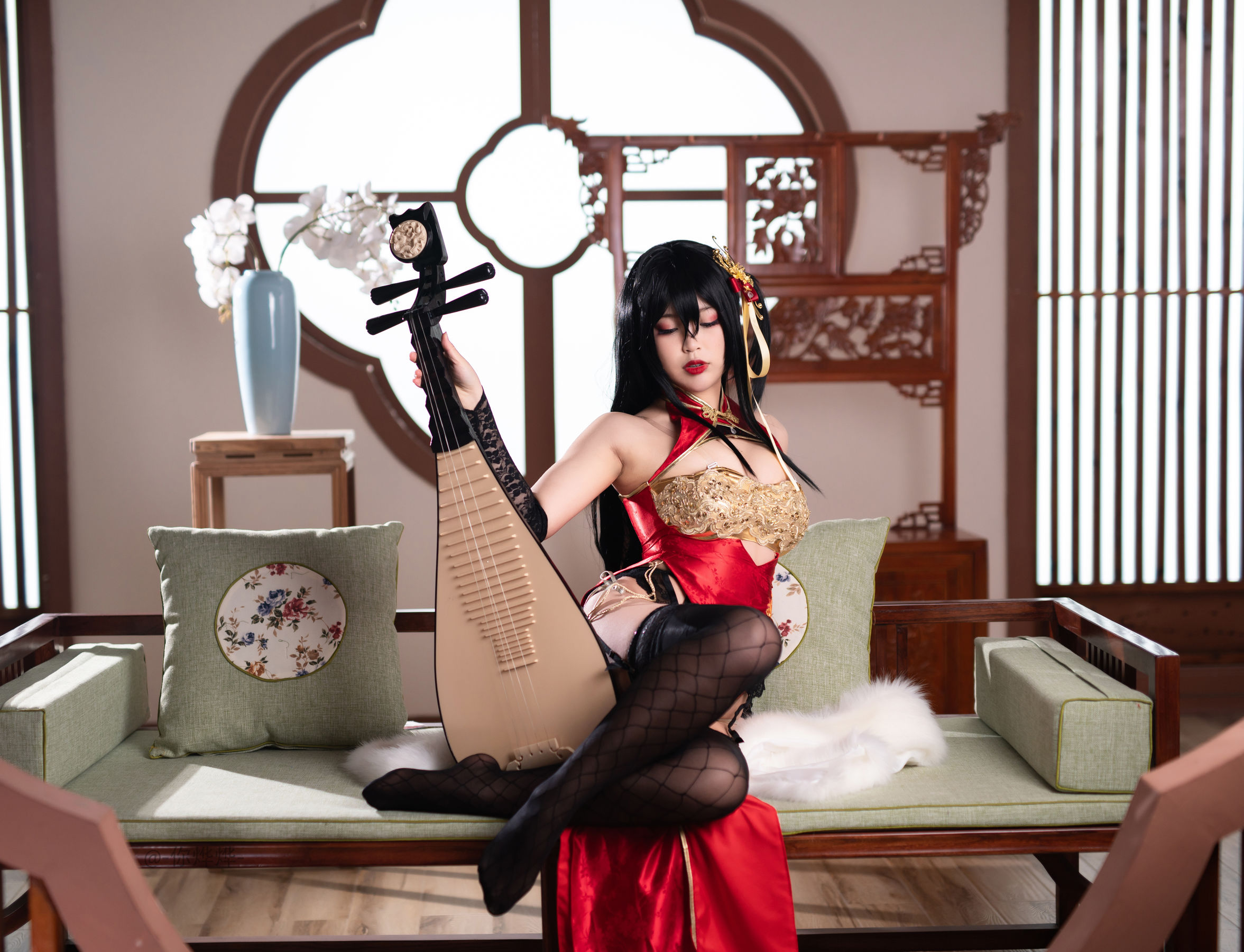 萌系小姐姐-白烨- 大凤旗袍 [63P]