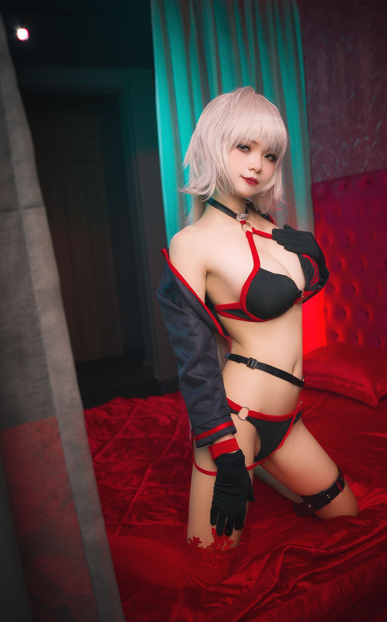 [Cosplay写真] Azami福利 – Jalter Berserker [20P]
