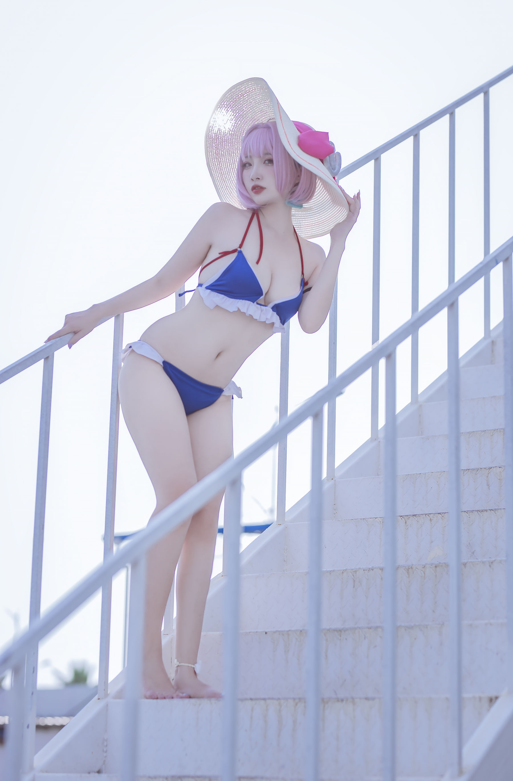 人气Coser二佐Nisa – 碧蓝 塔尔图泳装 [23P]