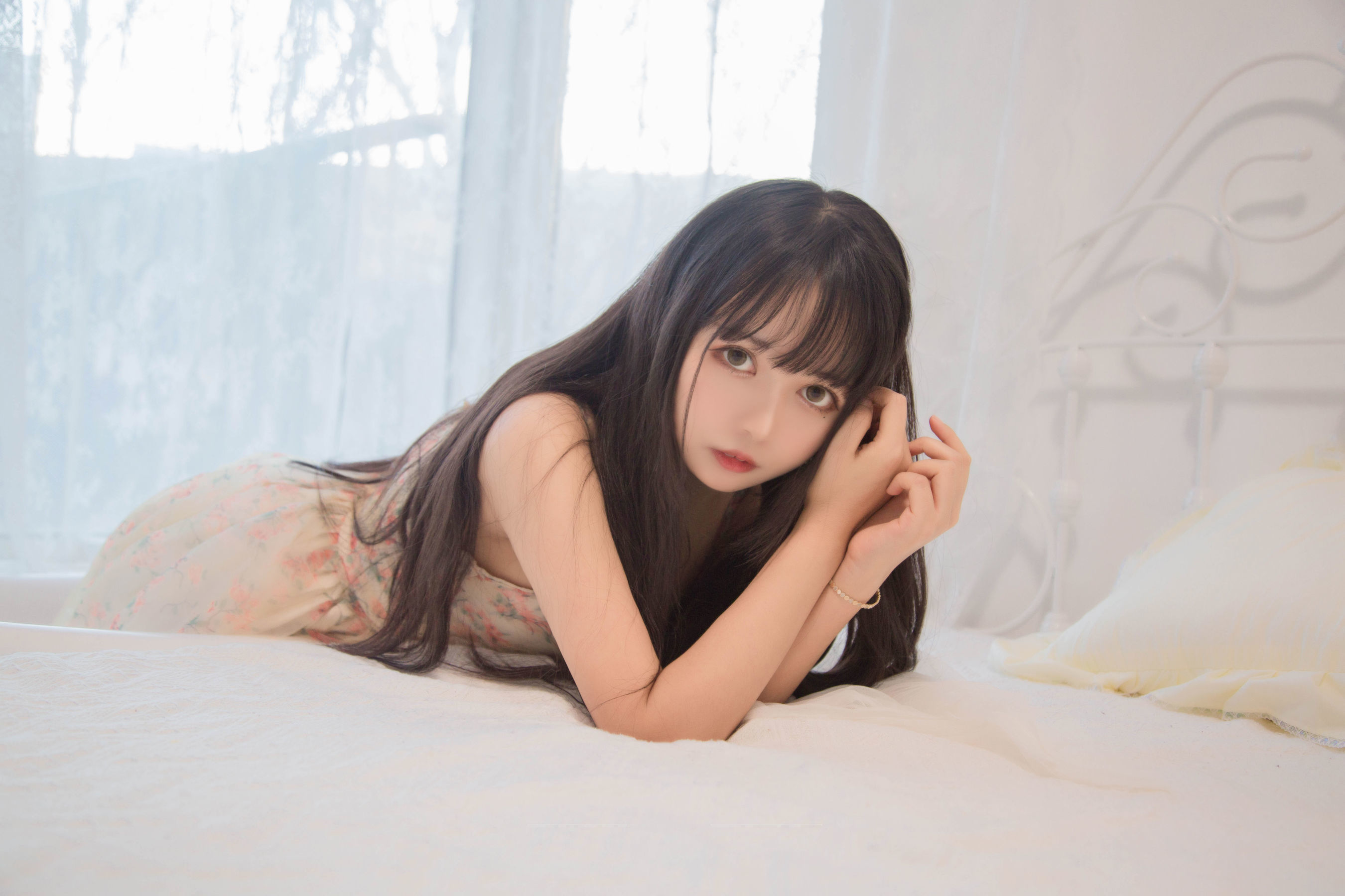 大眼萌妹黑猫猫OvO good morning + good night [24P]