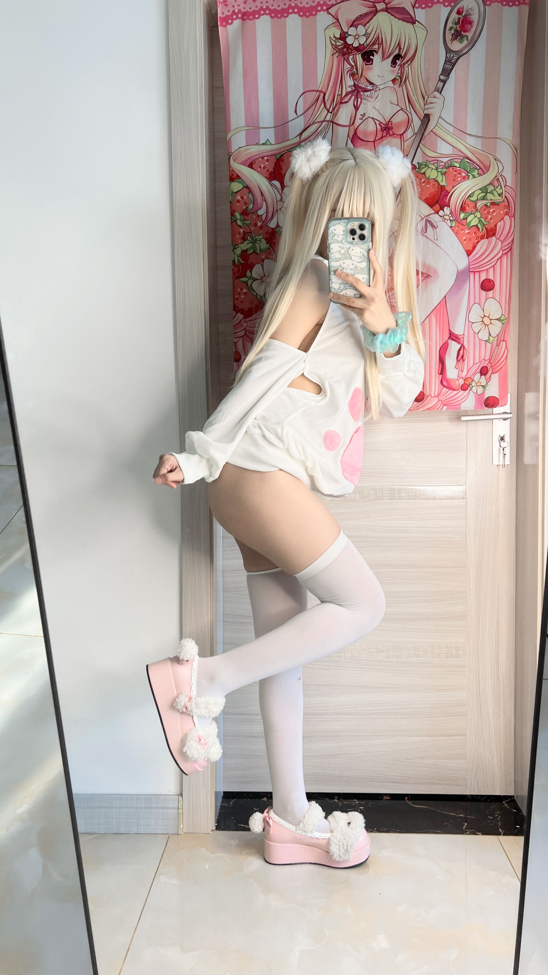 萌妹子Coser摇摇乐yoyo – 白いクリーム [110P]