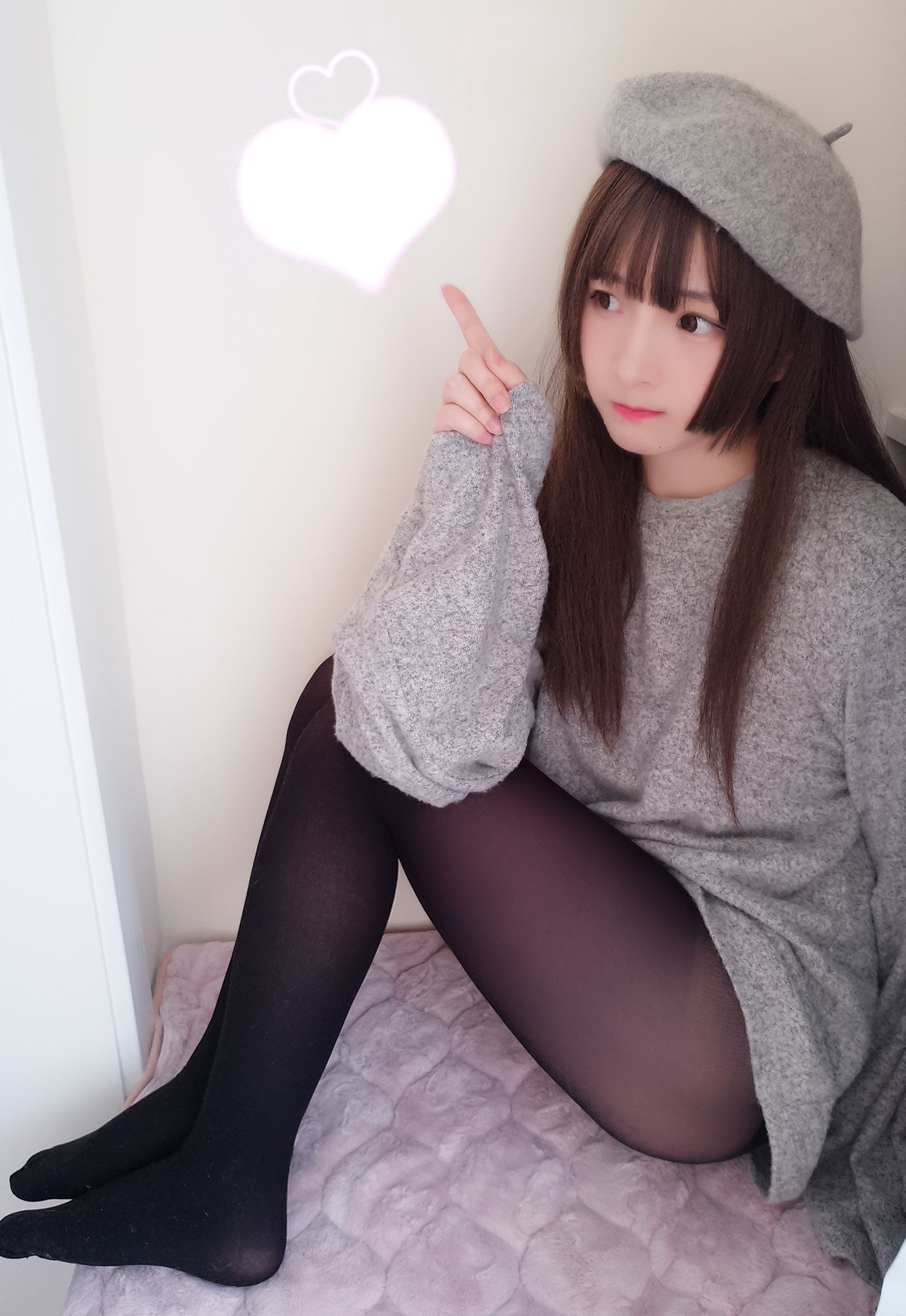 二次元美女古川kagura 鲨鱼画家 [15P]