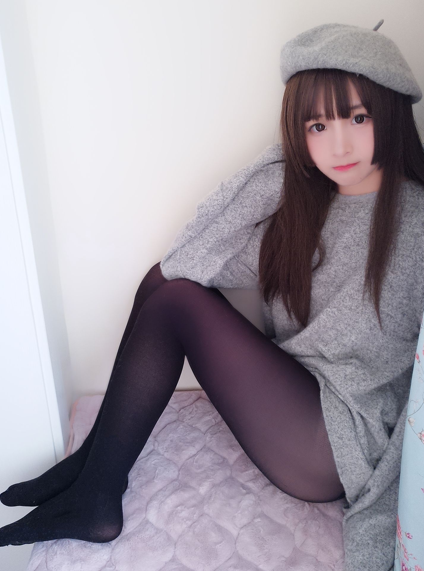 二次元美女古川kagura 鲨鱼画家 [15P]