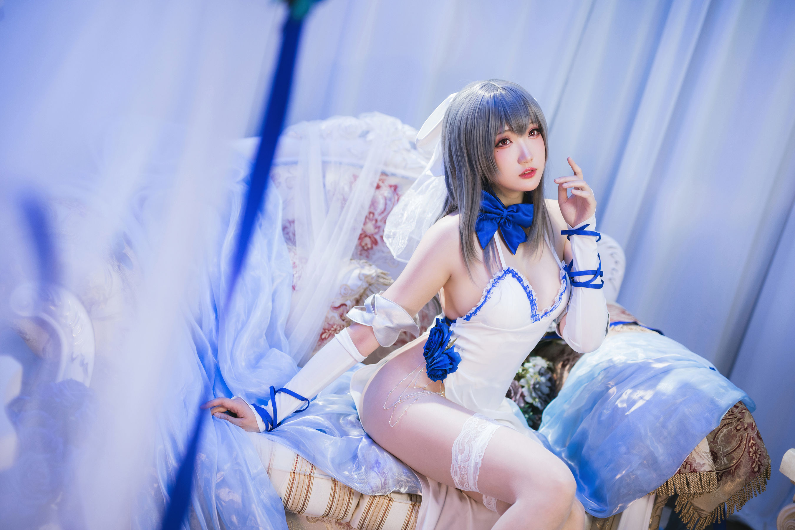 Coser瓜希酱福利 – 路易九世礼服 [22P]