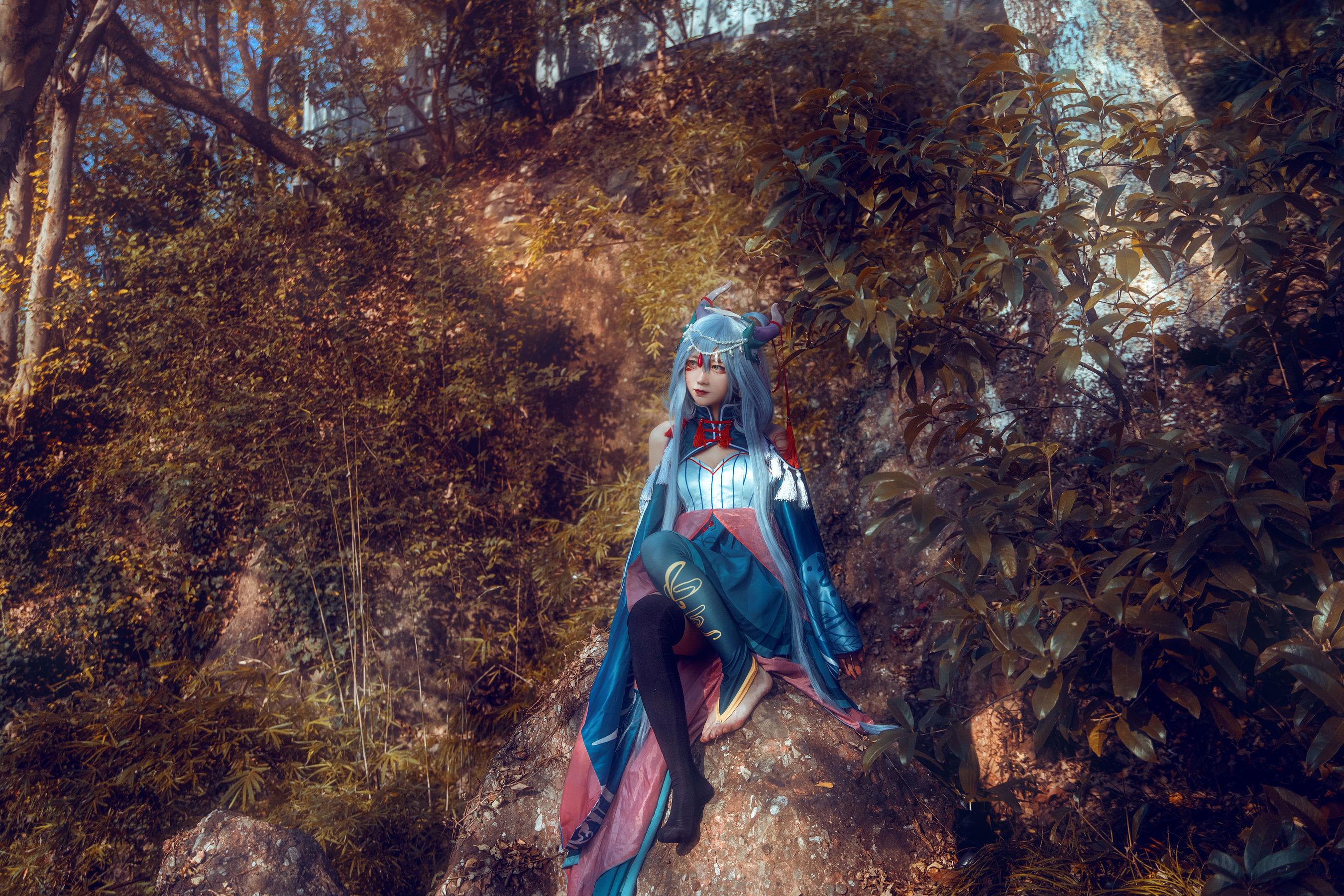 [Cosplay写真] 动漫博主弦音sic – 洛天依 上古神話 [9P]