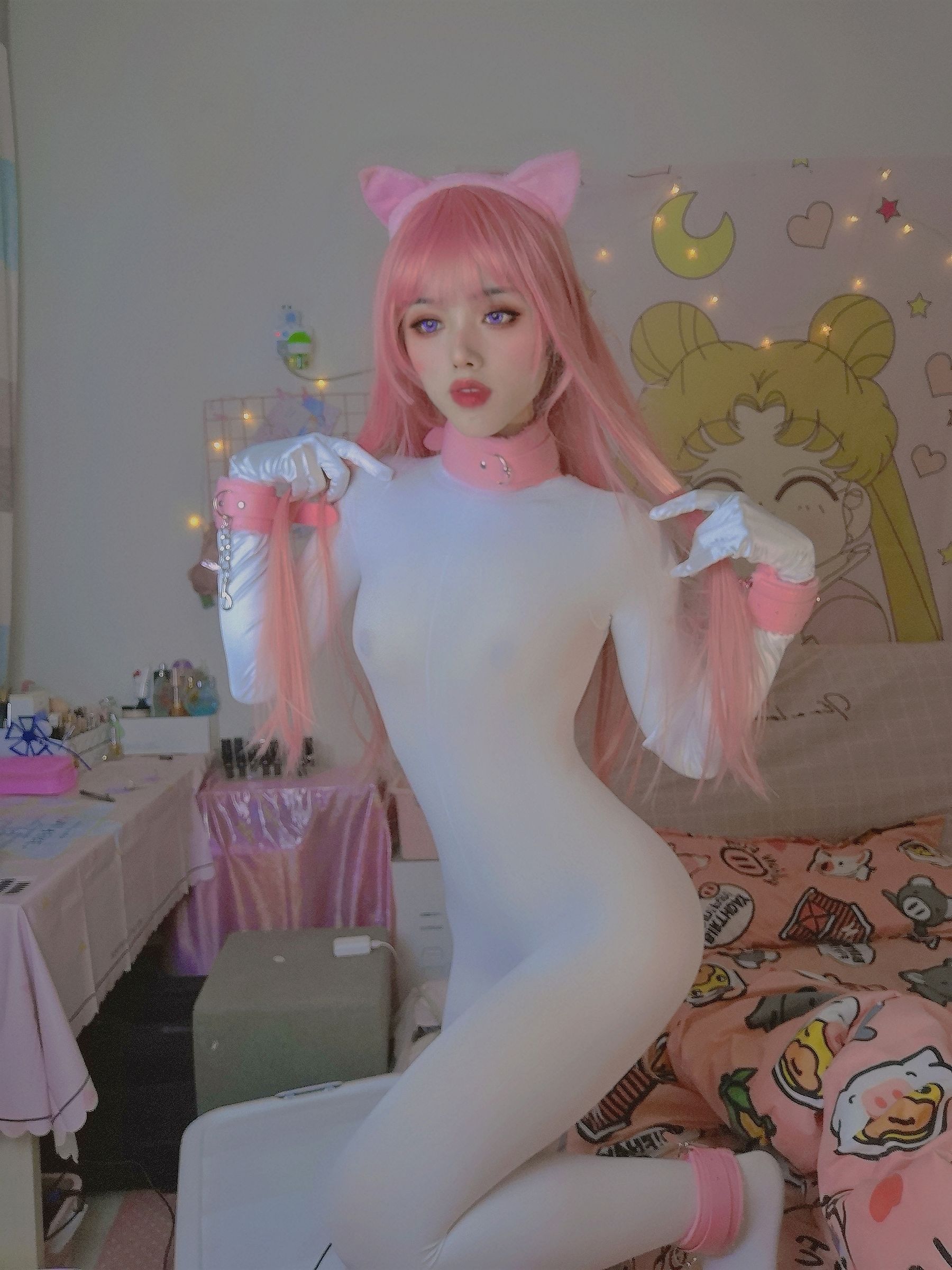 钛合金大粑粑 – 连体白丝 [15P]