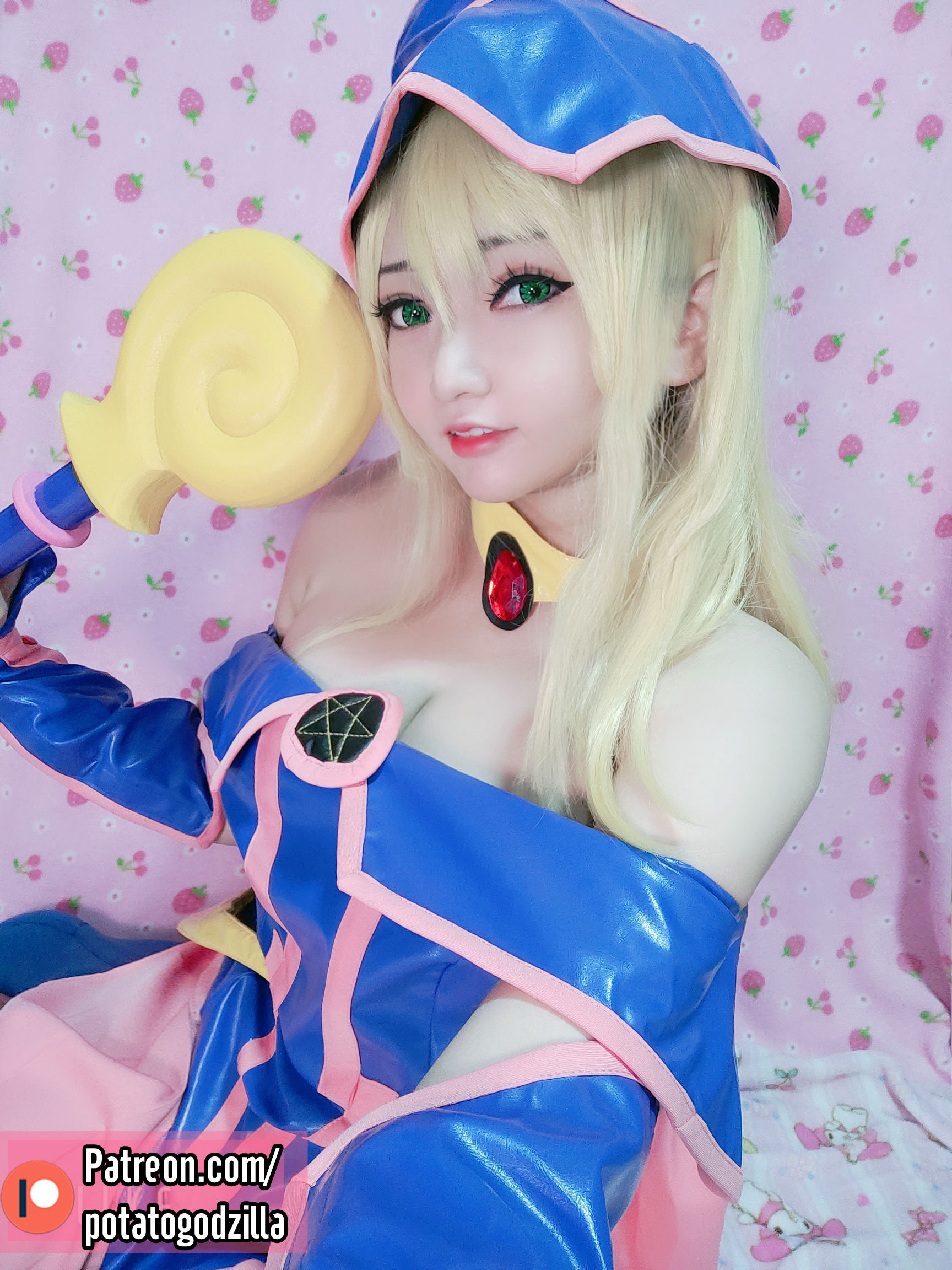 Coser小姐姐Potato Godzilla – Dark Magician Girl [30P]