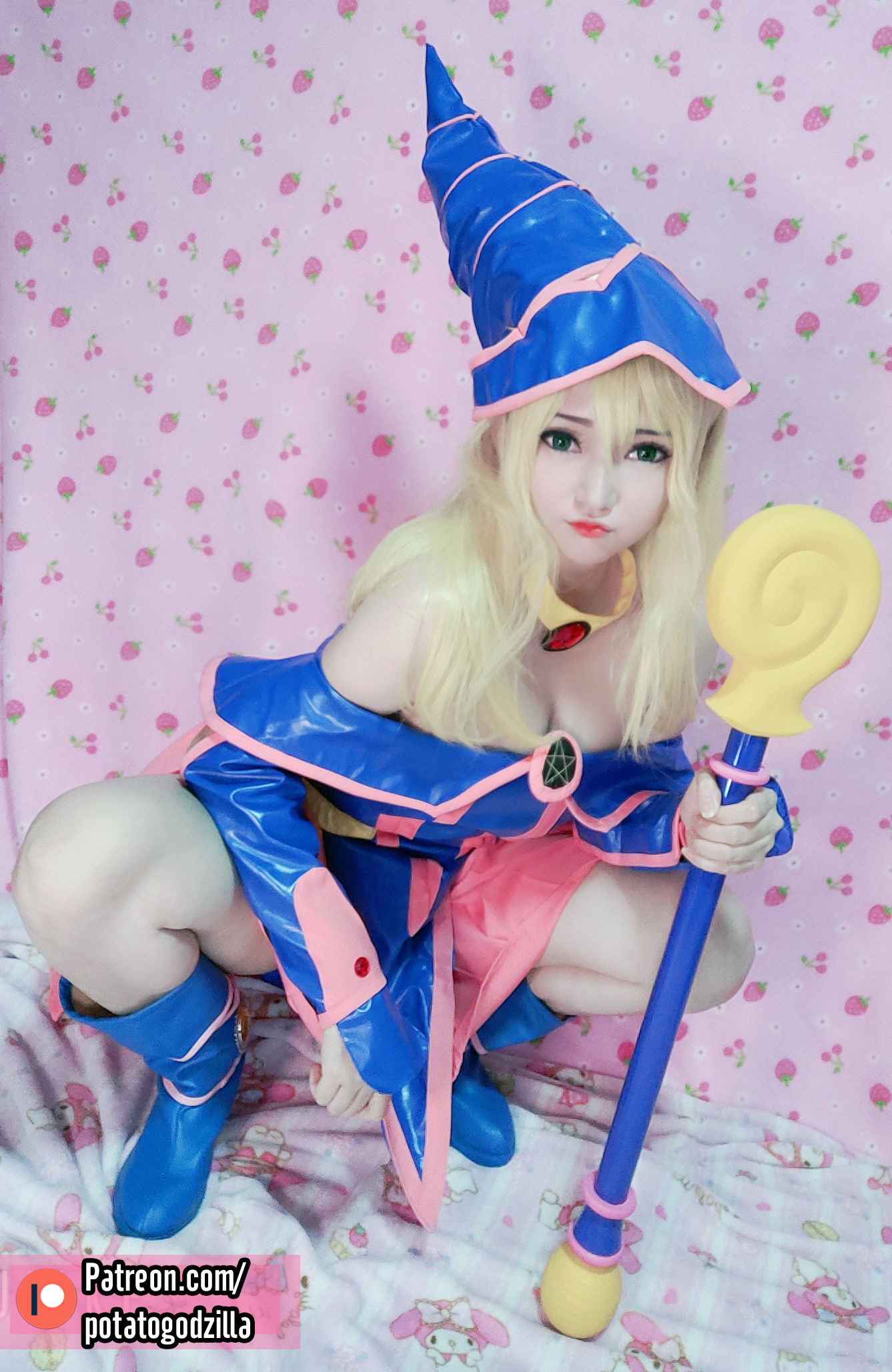 Coser小姐姐Potato Godzilla – Dark Magician Girl [30P]