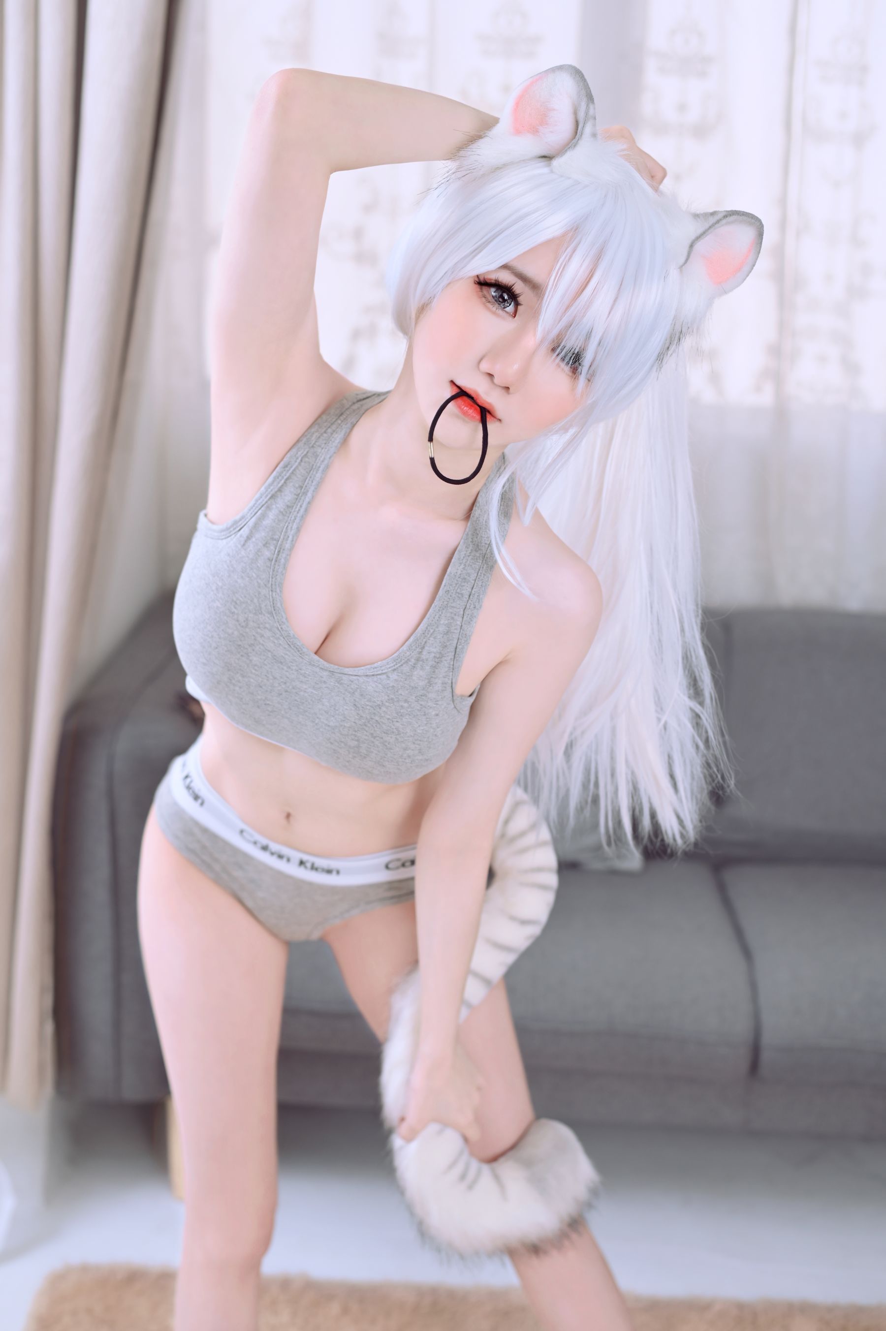 Sally Dorasnow – Calvin Klein [54P]