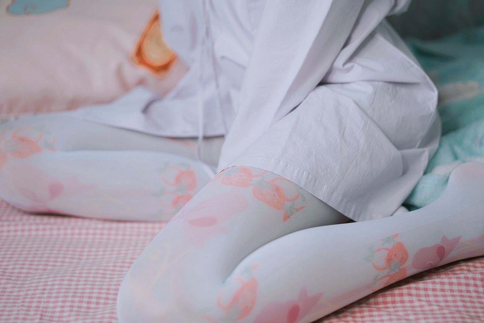 萌妹子眼酱大魔王w – 踩玩偶 [10P]