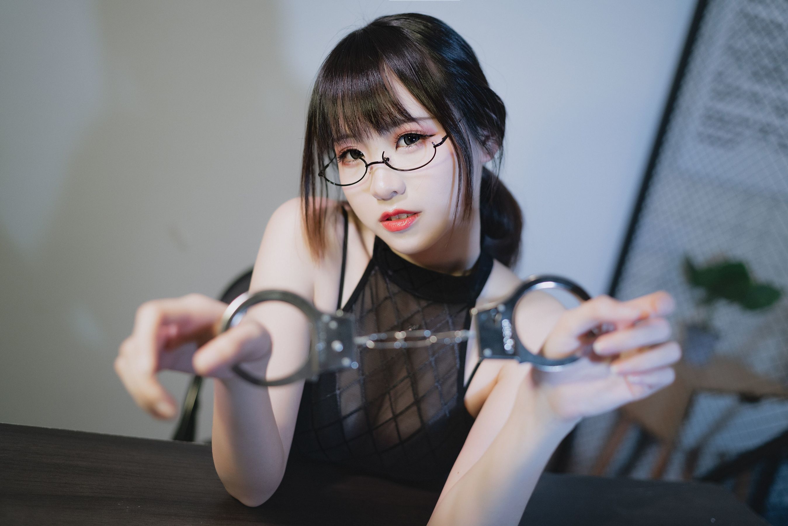 miko酱ww – 坏女人 [20P]