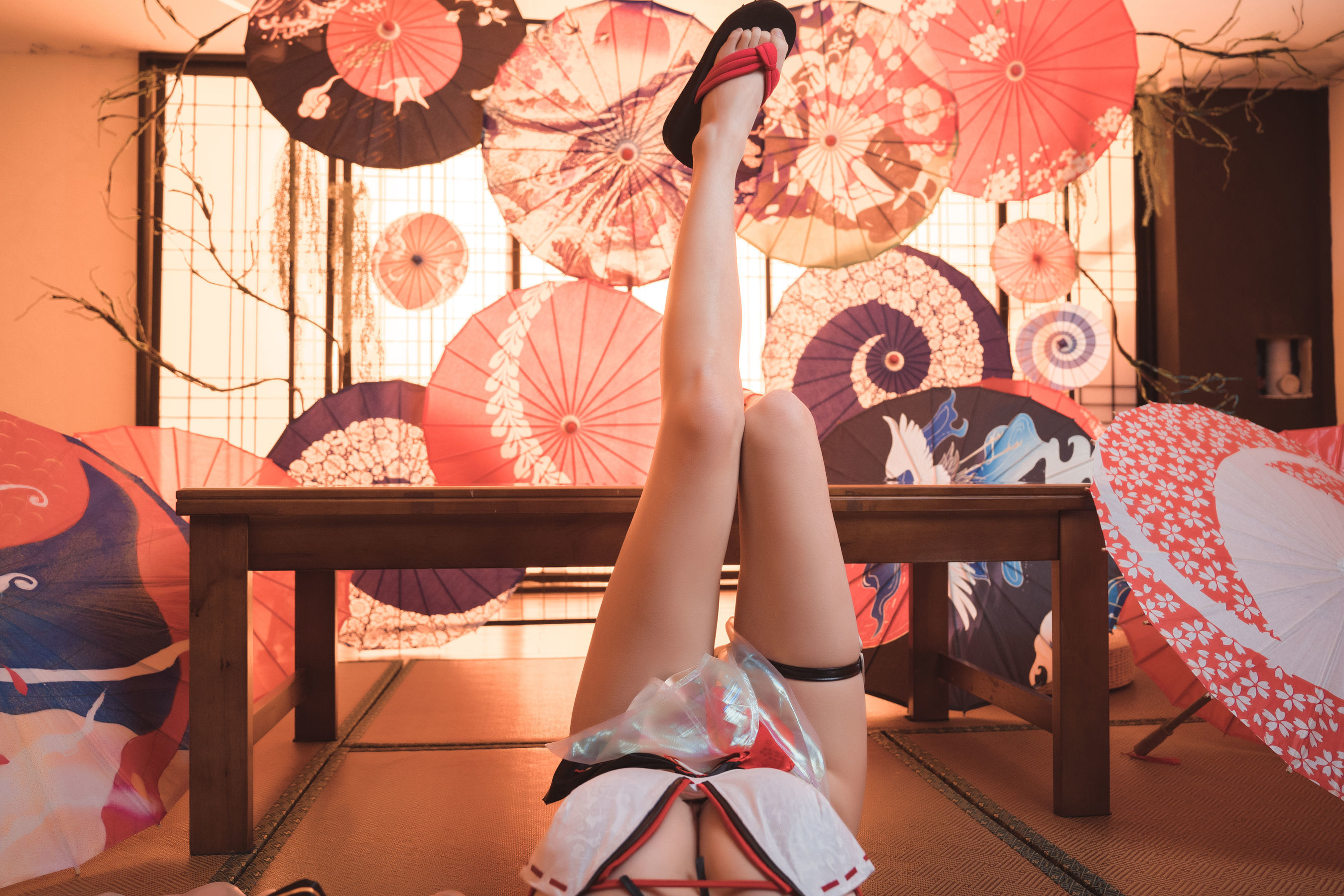 COS福利rioko凉凉子 – 天城泳装 [24P]