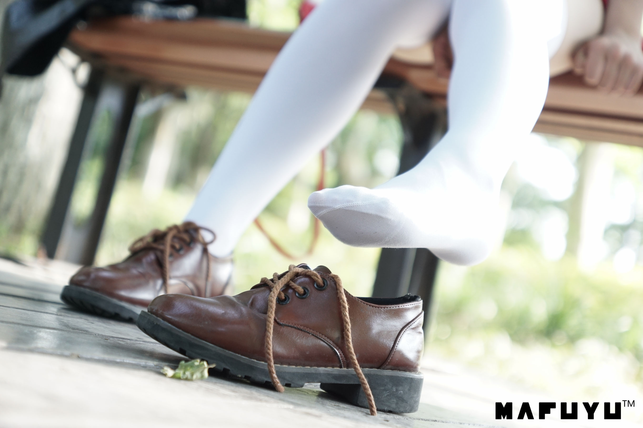 [萝莉COS] 神楽板真冬 少女と自然と白い靴下系列套图 [75P]