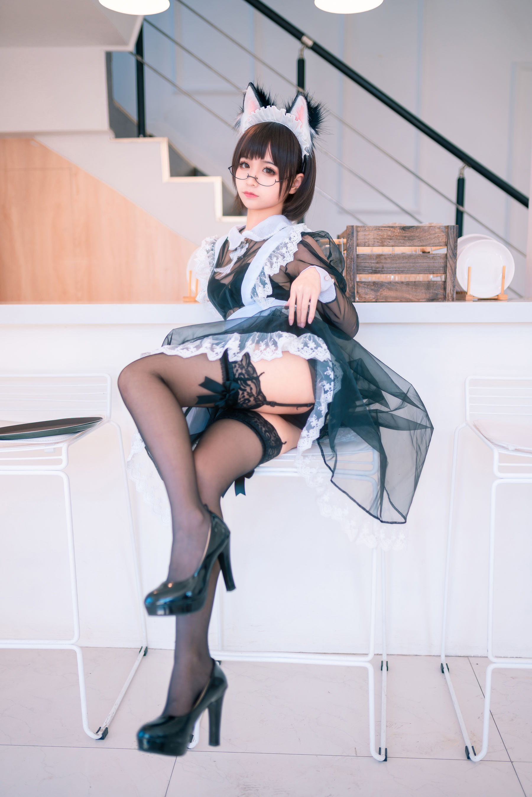 [Cosplay写真] 动漫博主蠢沫沫 – 透明女仆 [38P]
