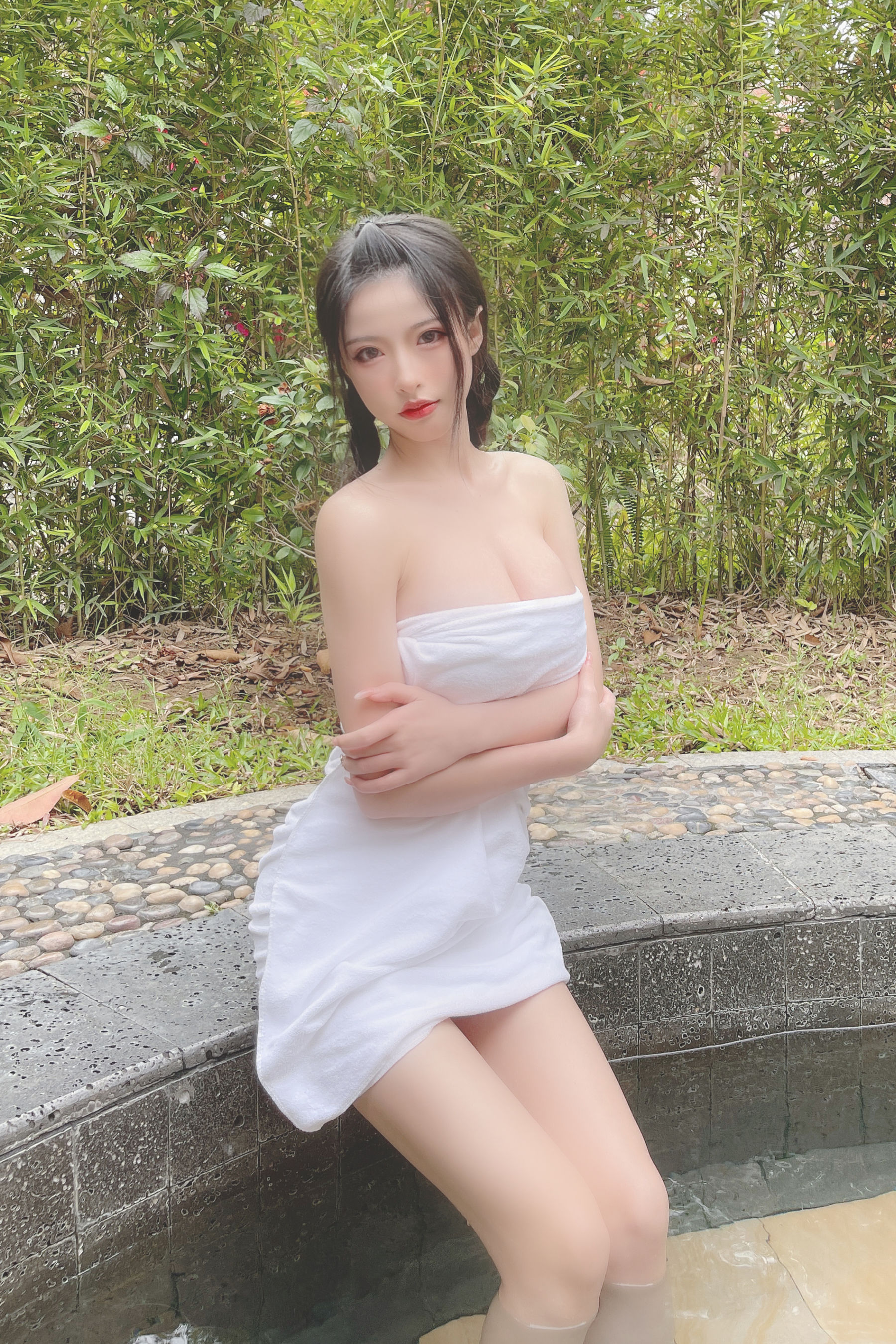 尤物清水由乃 – 温泉浴巾 [26P]