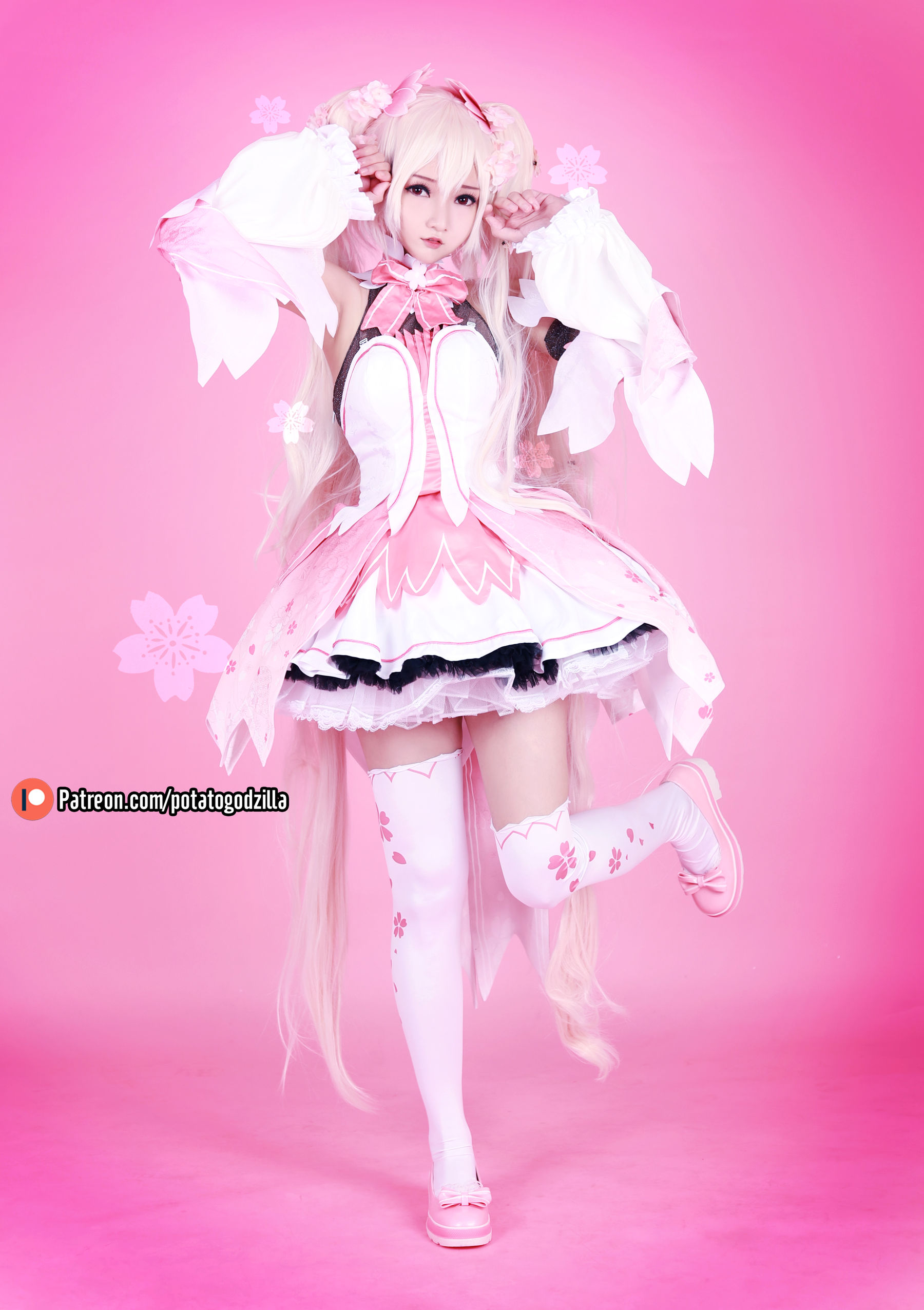 Coser小姐姐Potato Godzilla – Sakura Miku [44P]