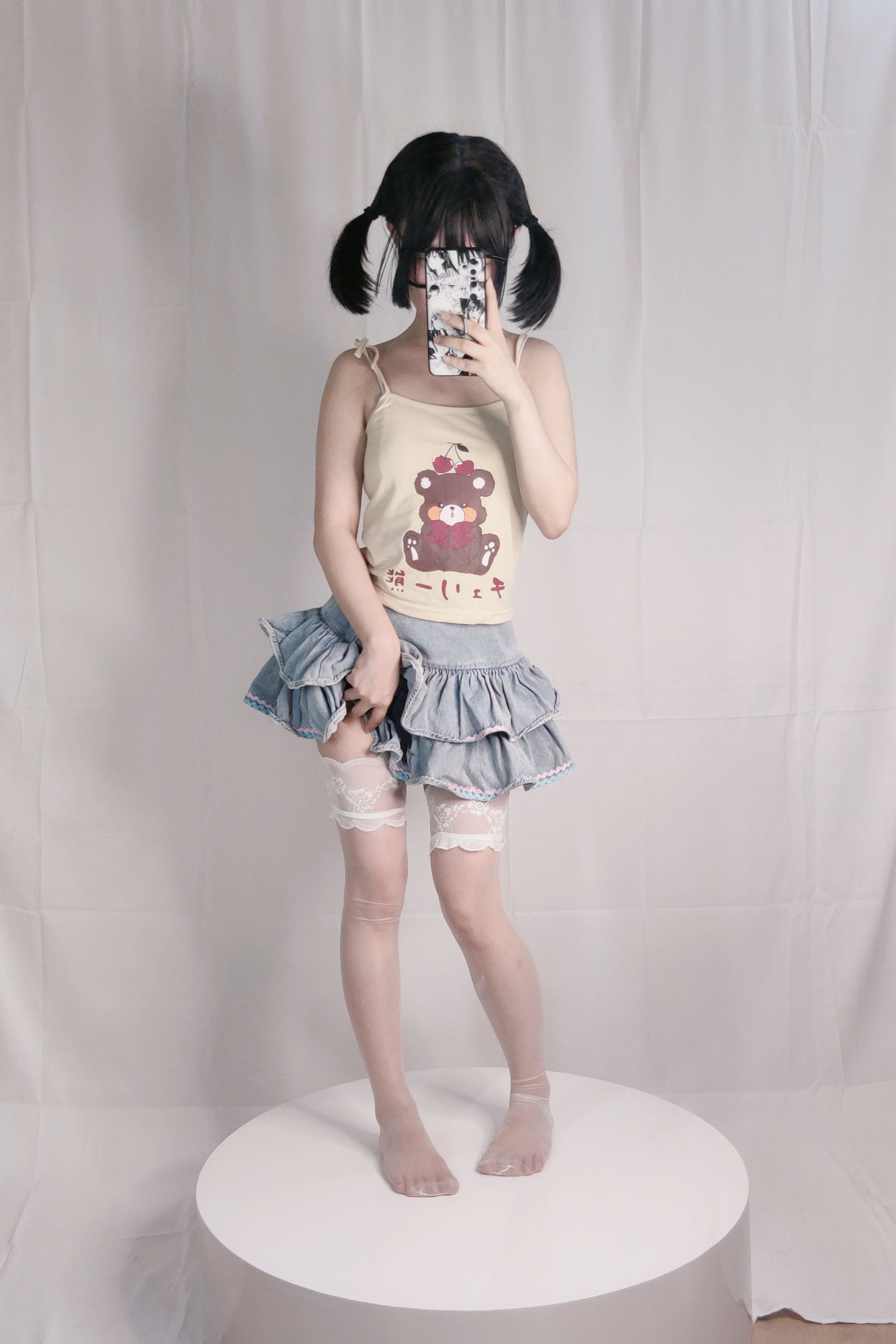 神沢永莉 – 绫蛋糕裙吊带袜汐 [22P]