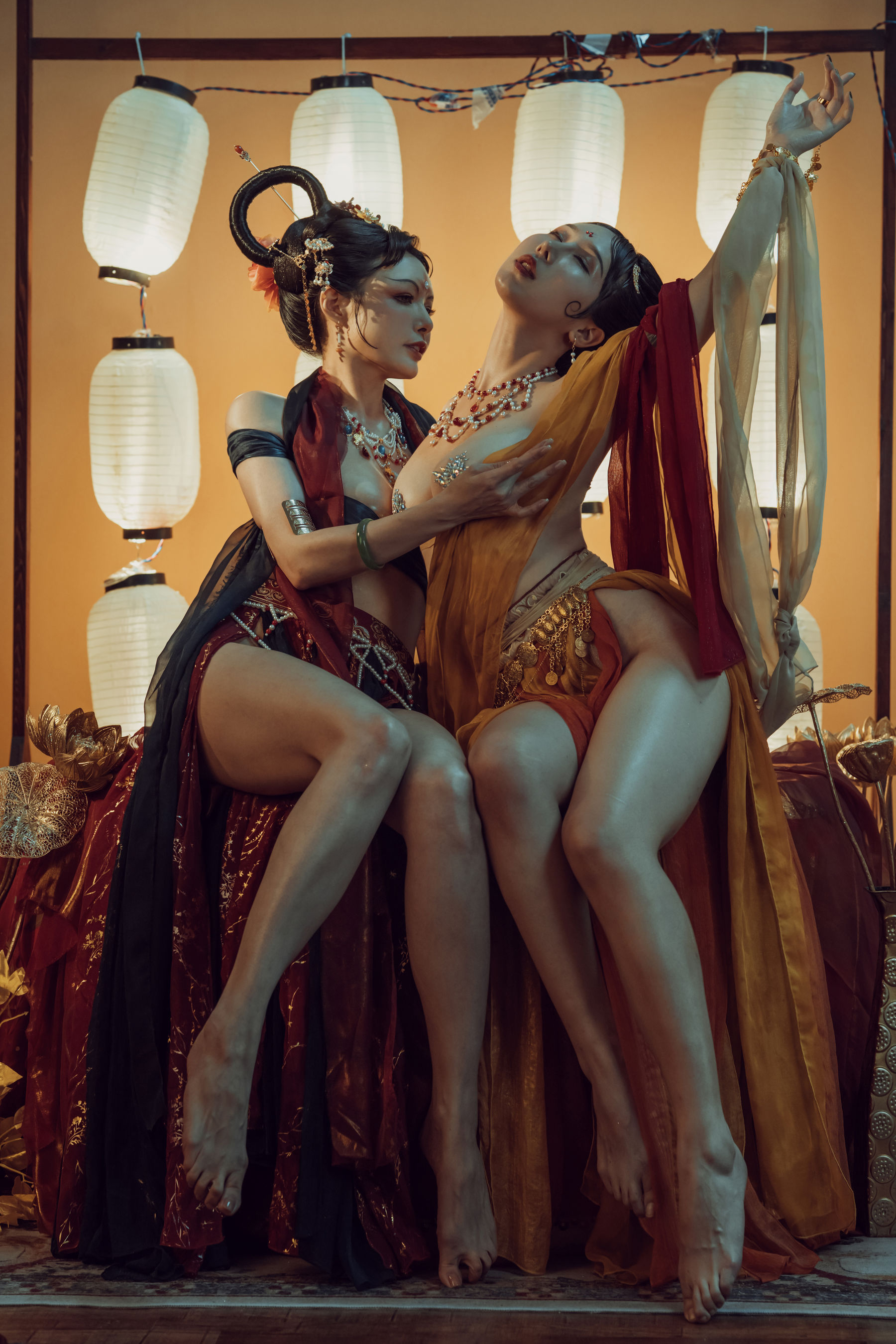 秋和柯基(夏小秋秋秋) &#038; 奶桃 – 红尘梦 [40P]