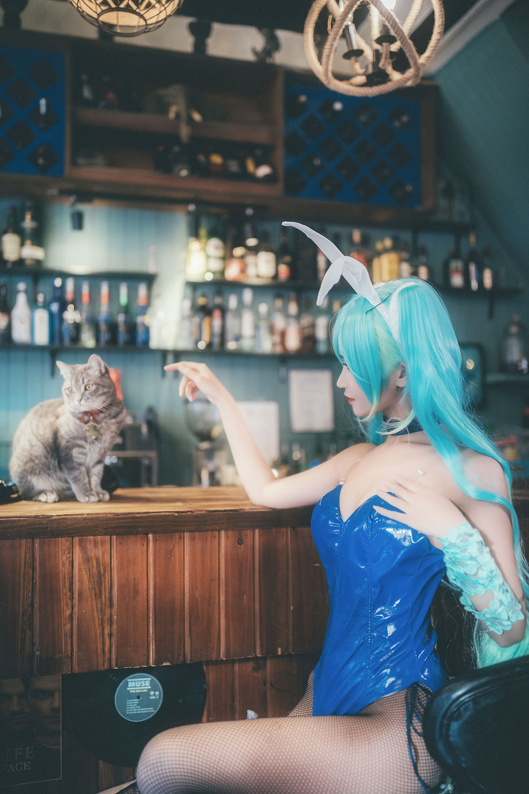 微博妹子三度_69 – 琴女兔女郎 [41P]