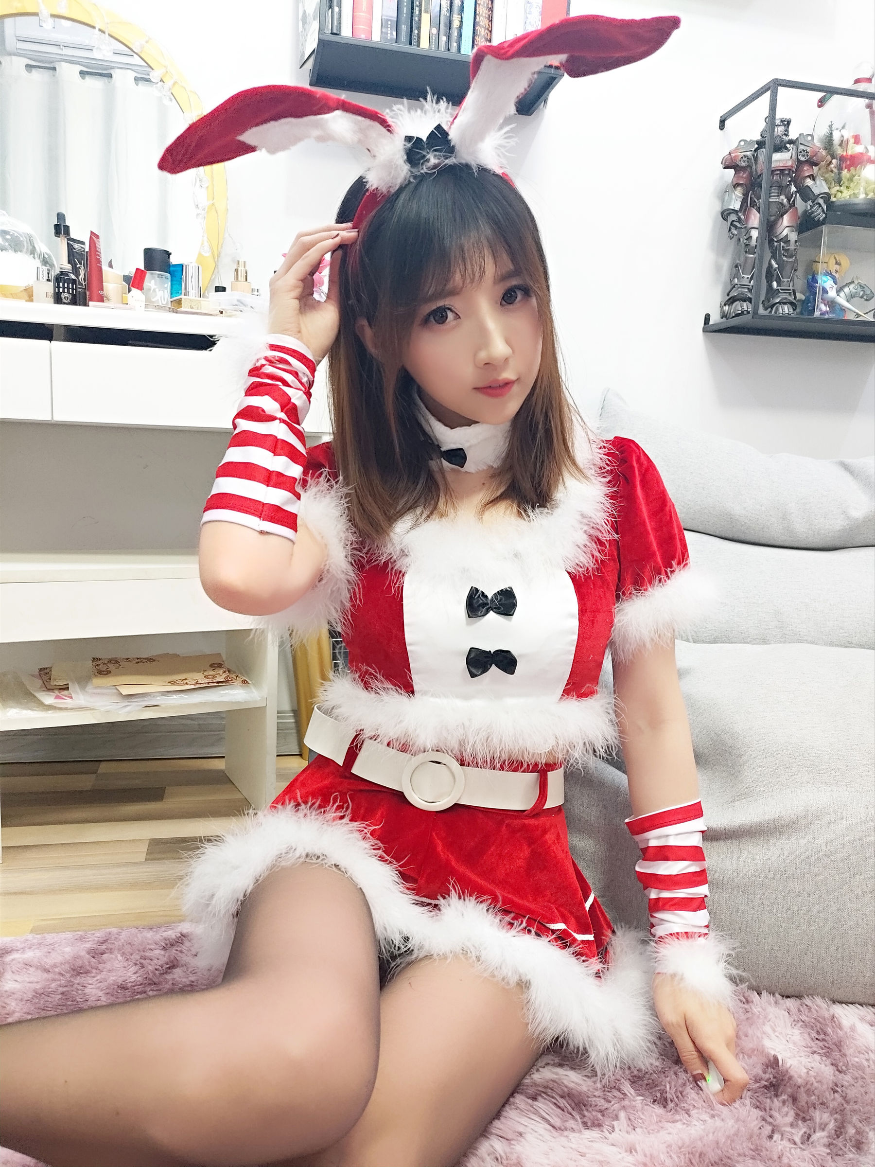 斗鱼主播小女巫露娜 – 圣诞装 [37P]