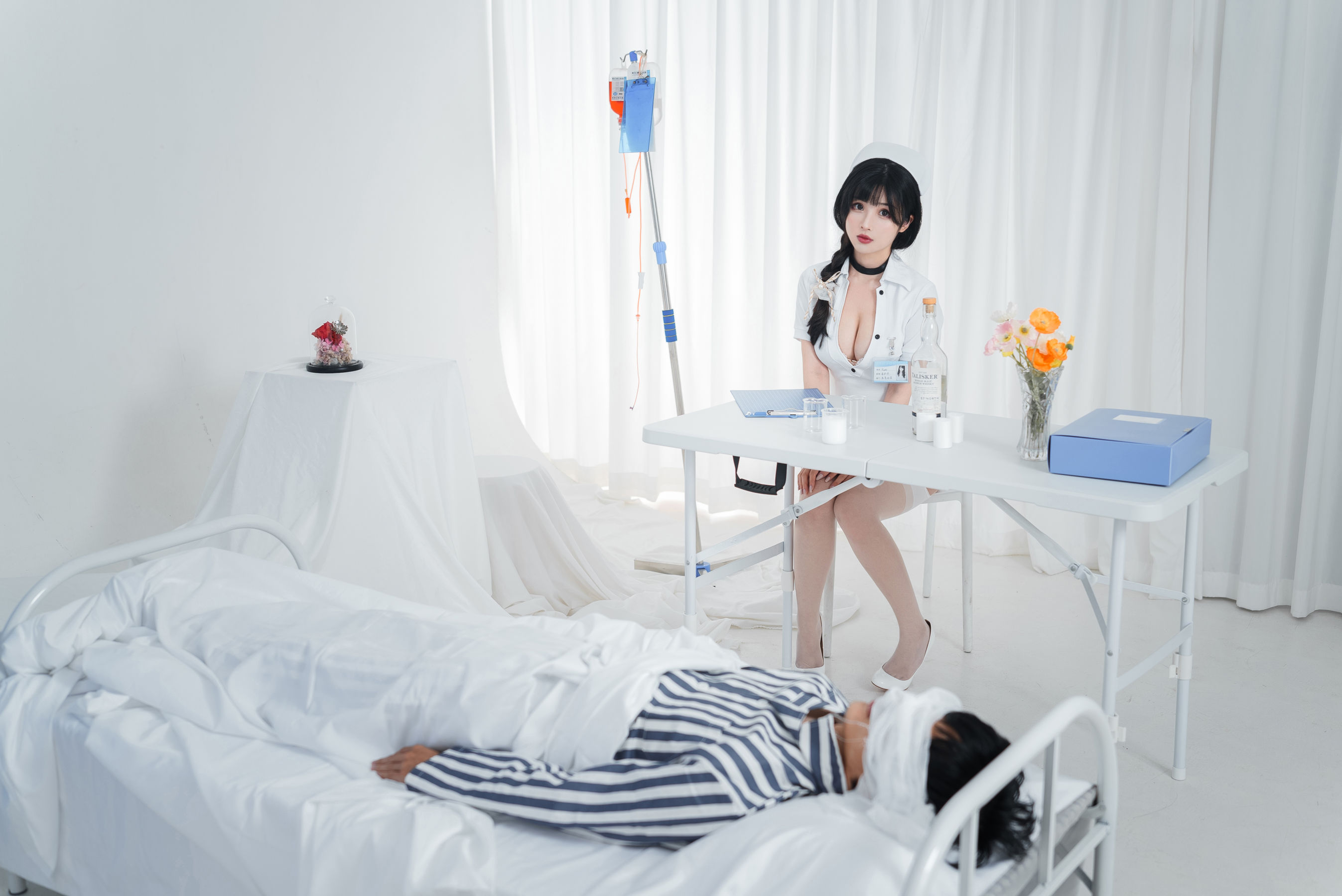 COS福利rioko凉凉子(肉扣热热子) – 采集室实习护士 [48P]