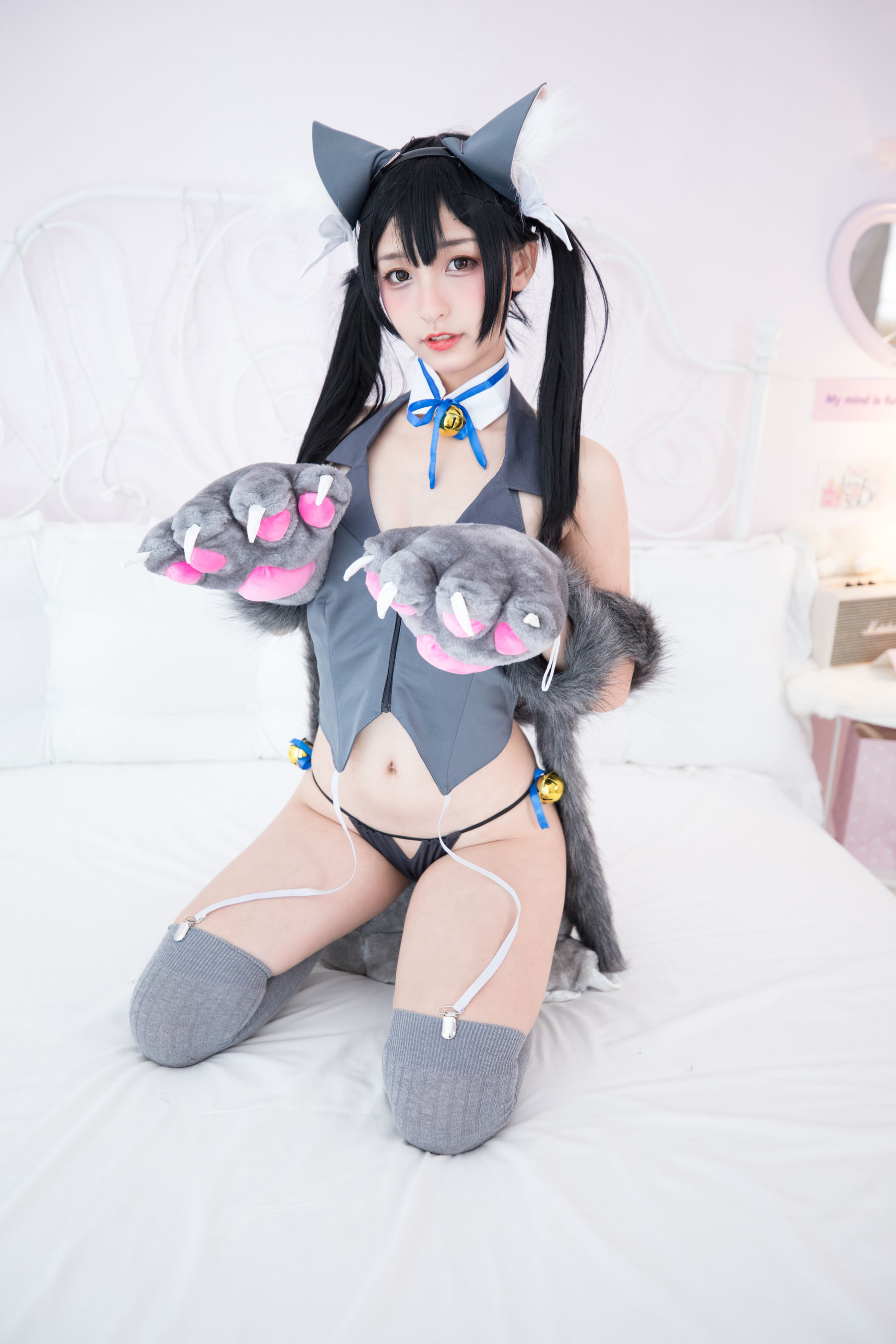 [萝莉COS] 神楽坂真冬 魔法を使えないの日常 [150P]