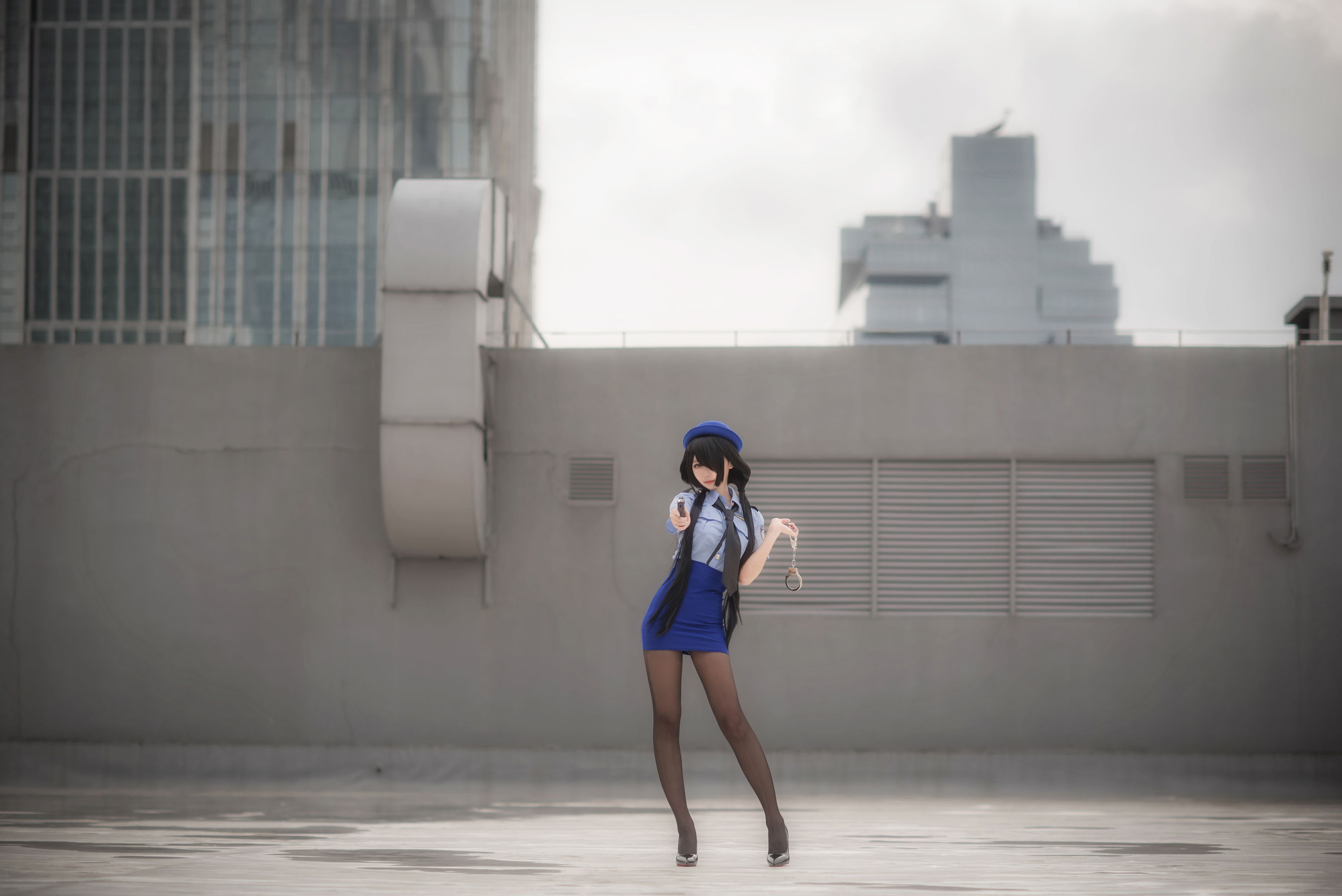 微博妹子Momoko葵葵 – 狂三 女警 [20P]