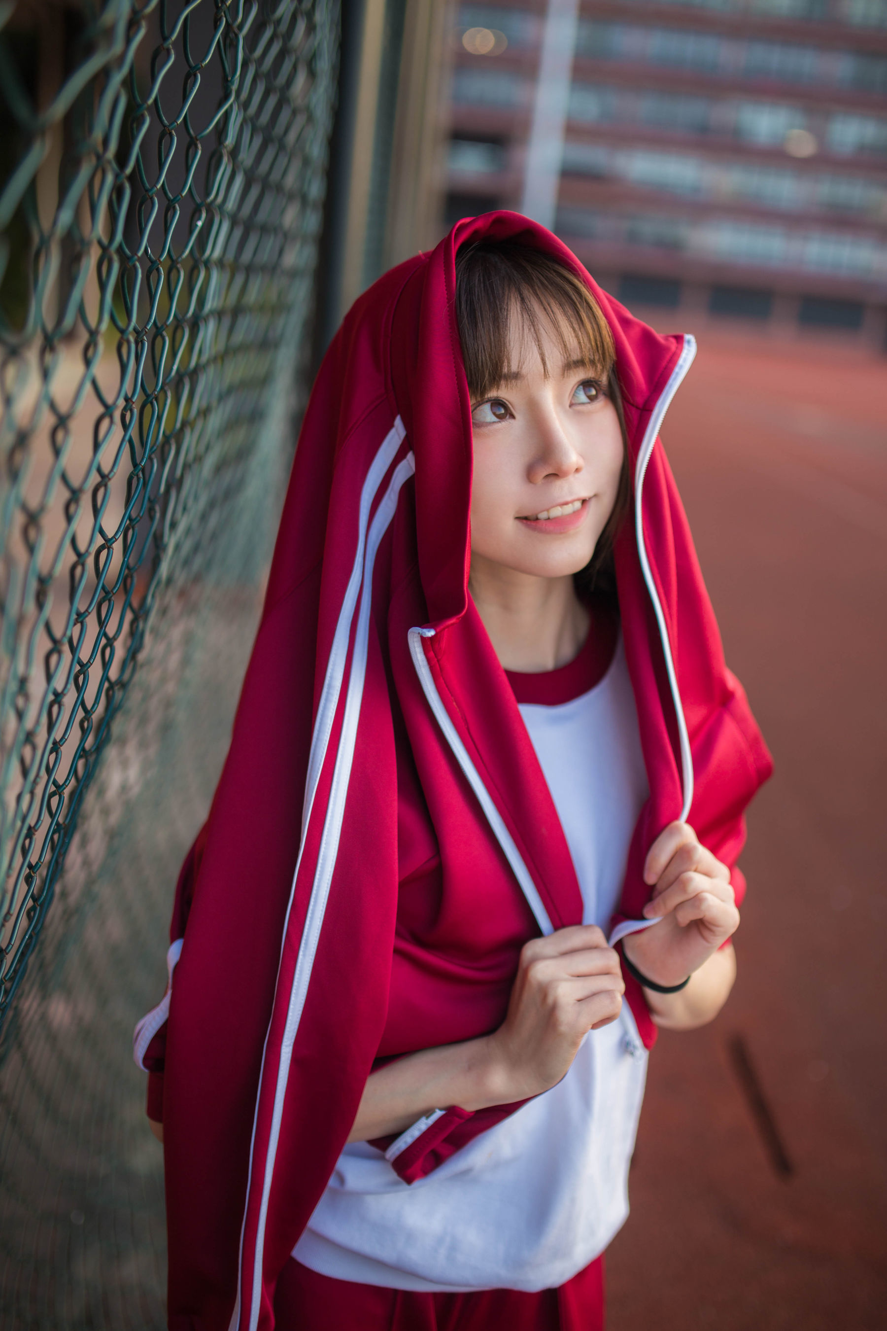 动漫博主Kitaro_绮太郎 红色运动服女孩 [13P]