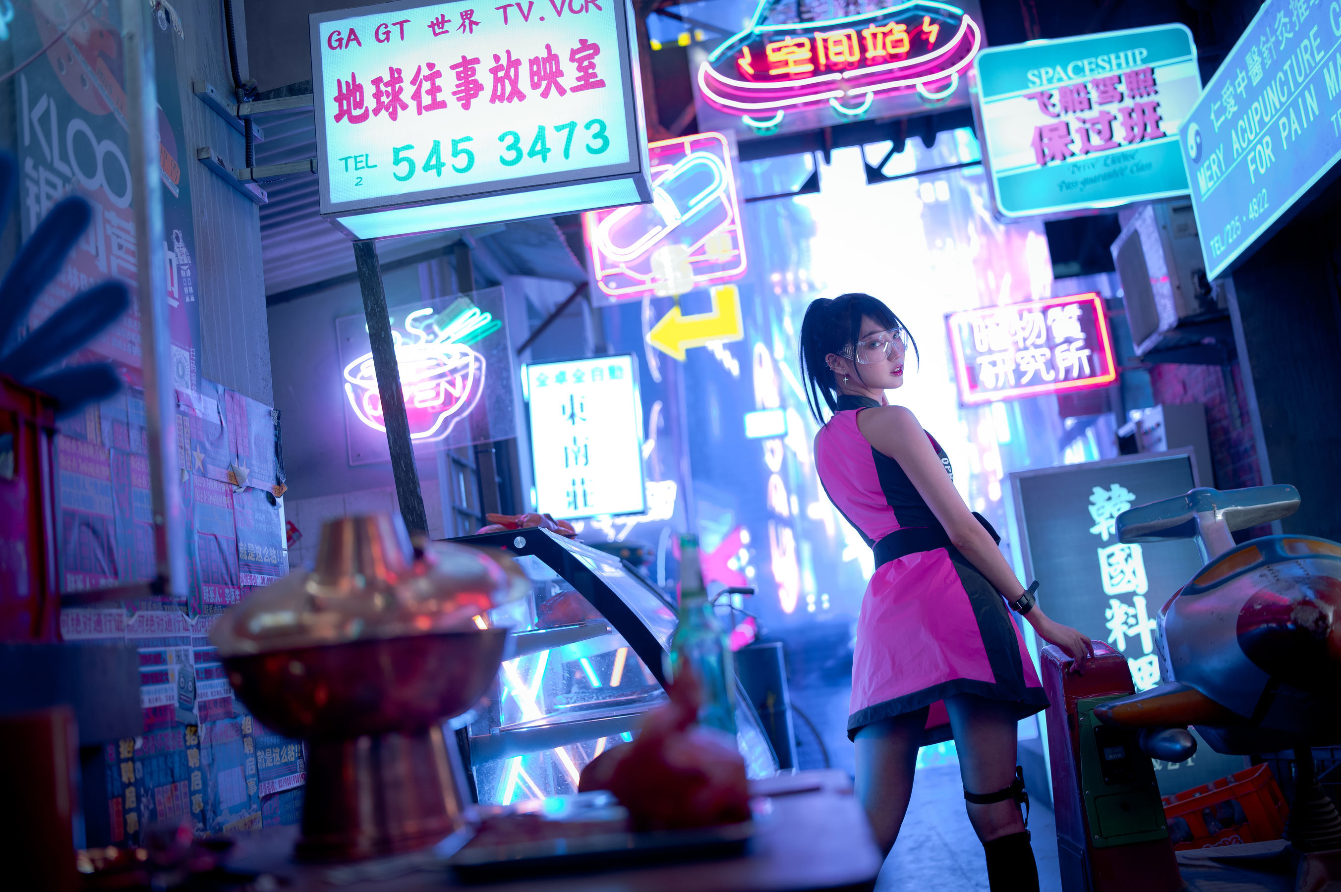 周叽是可爱兔兔 – 银河社区 1 [20P]